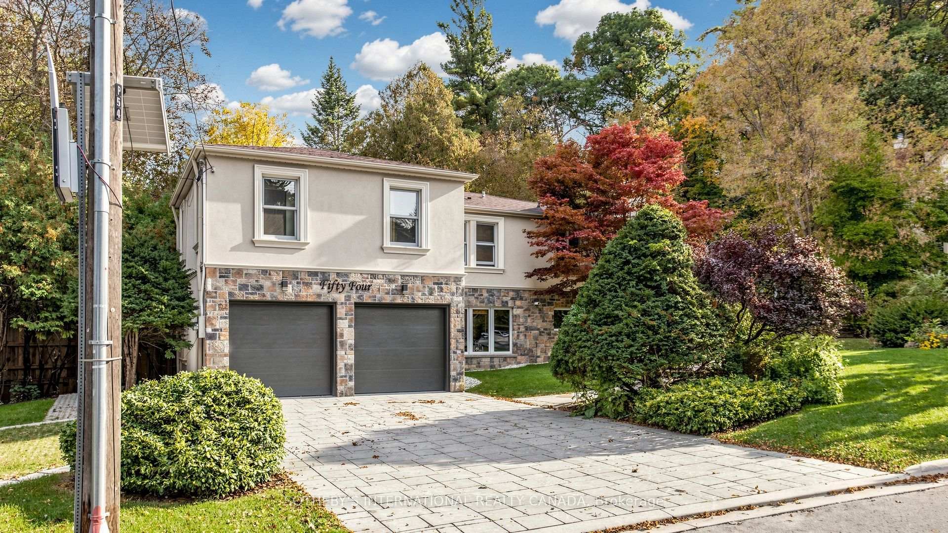 54 Plymbridge Road, Toronto