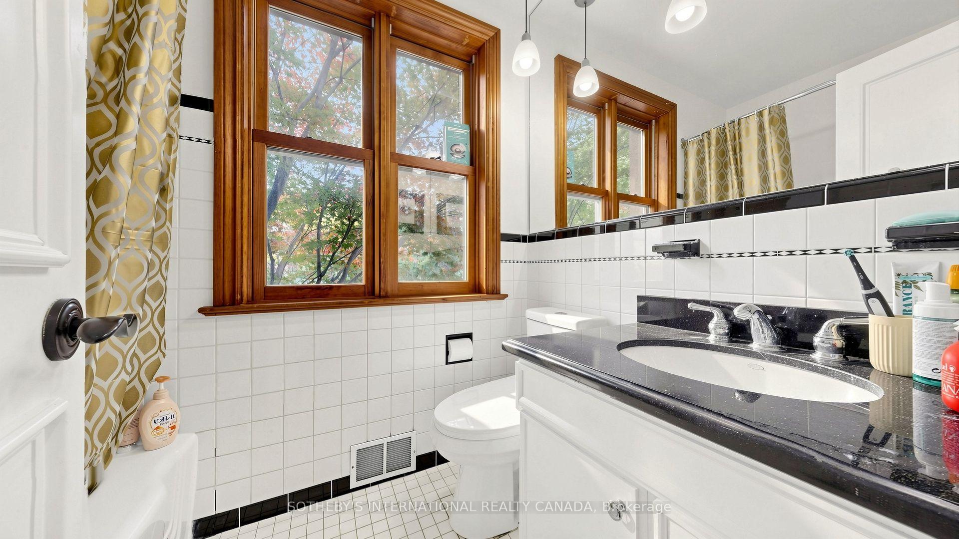 54 Plymbridge Road, Toronto