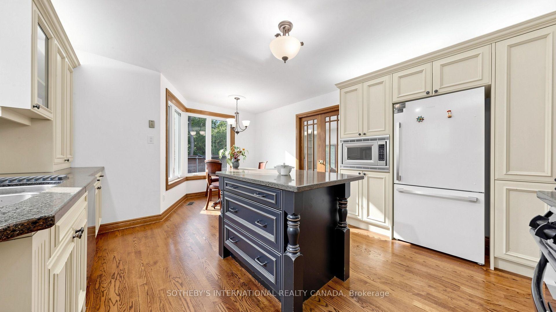 54 Plymbridge Road, Toronto