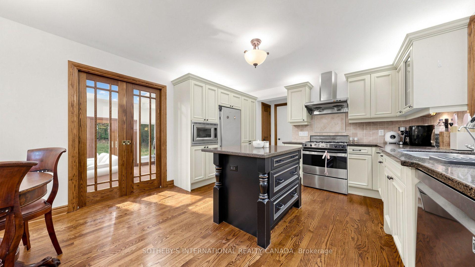 54 Plymbridge Road, Toronto