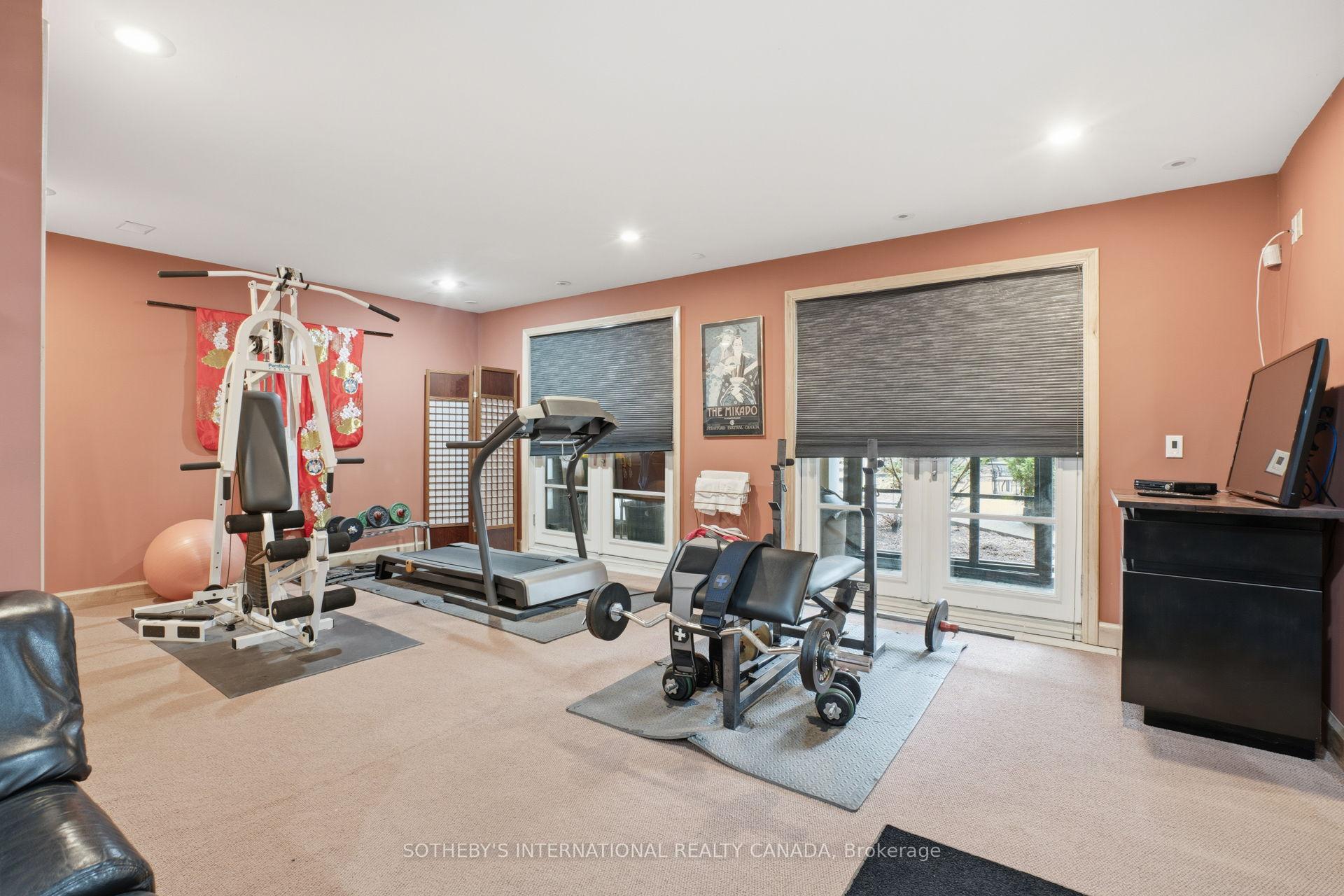 55 Pine Ridge Road
