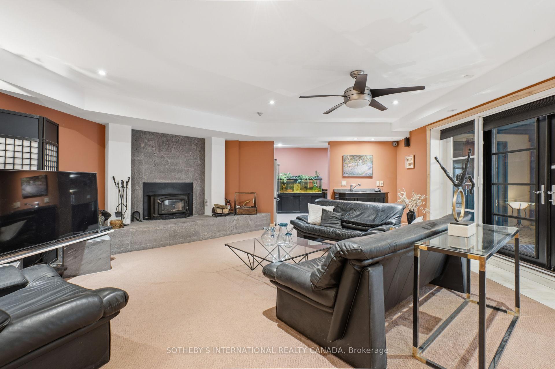 55 Pine Ridge Road