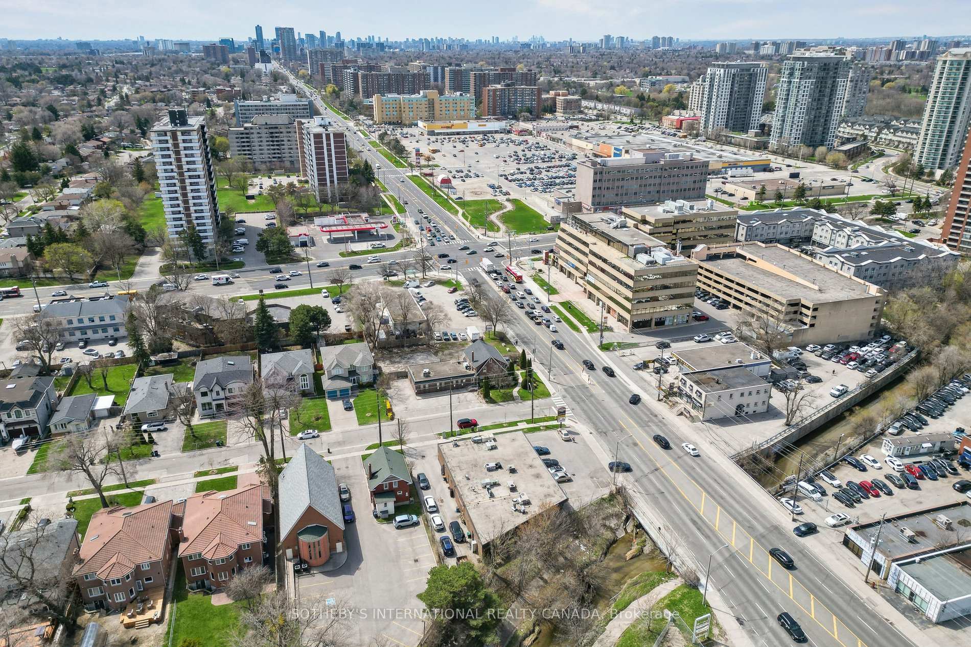 4023 Sheppard Avenue