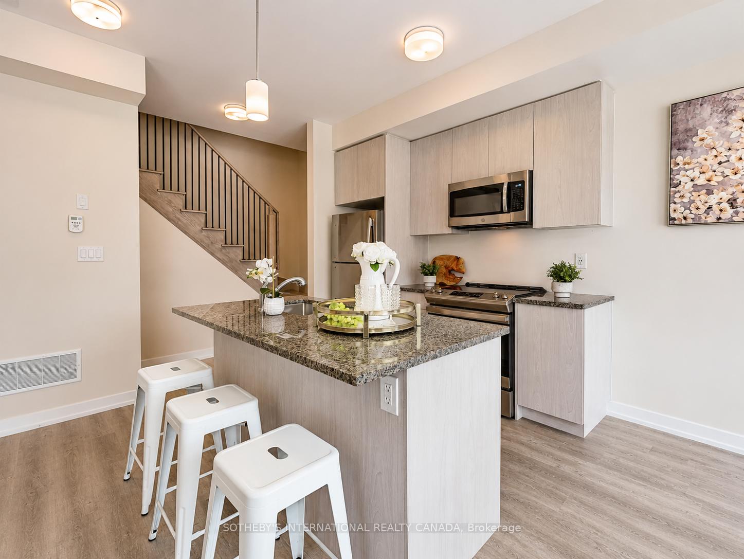 2550 Castlegate Crossing 419