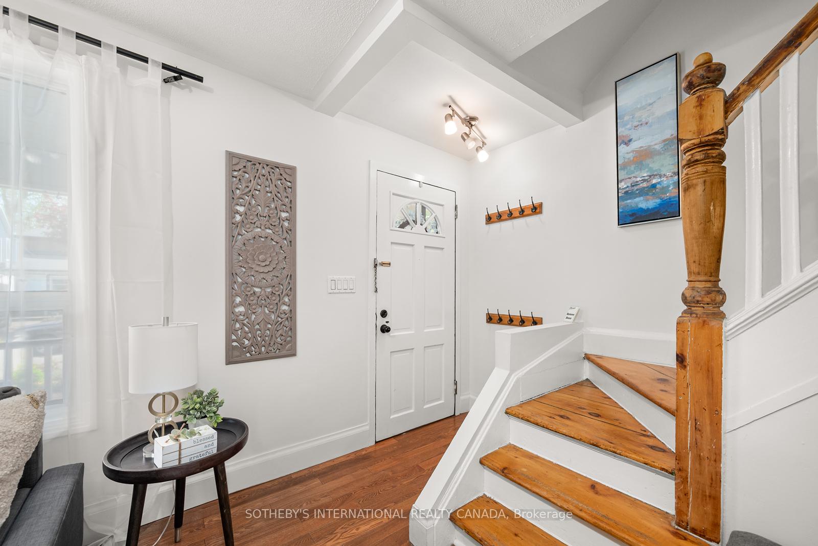 2 Winston Avenue