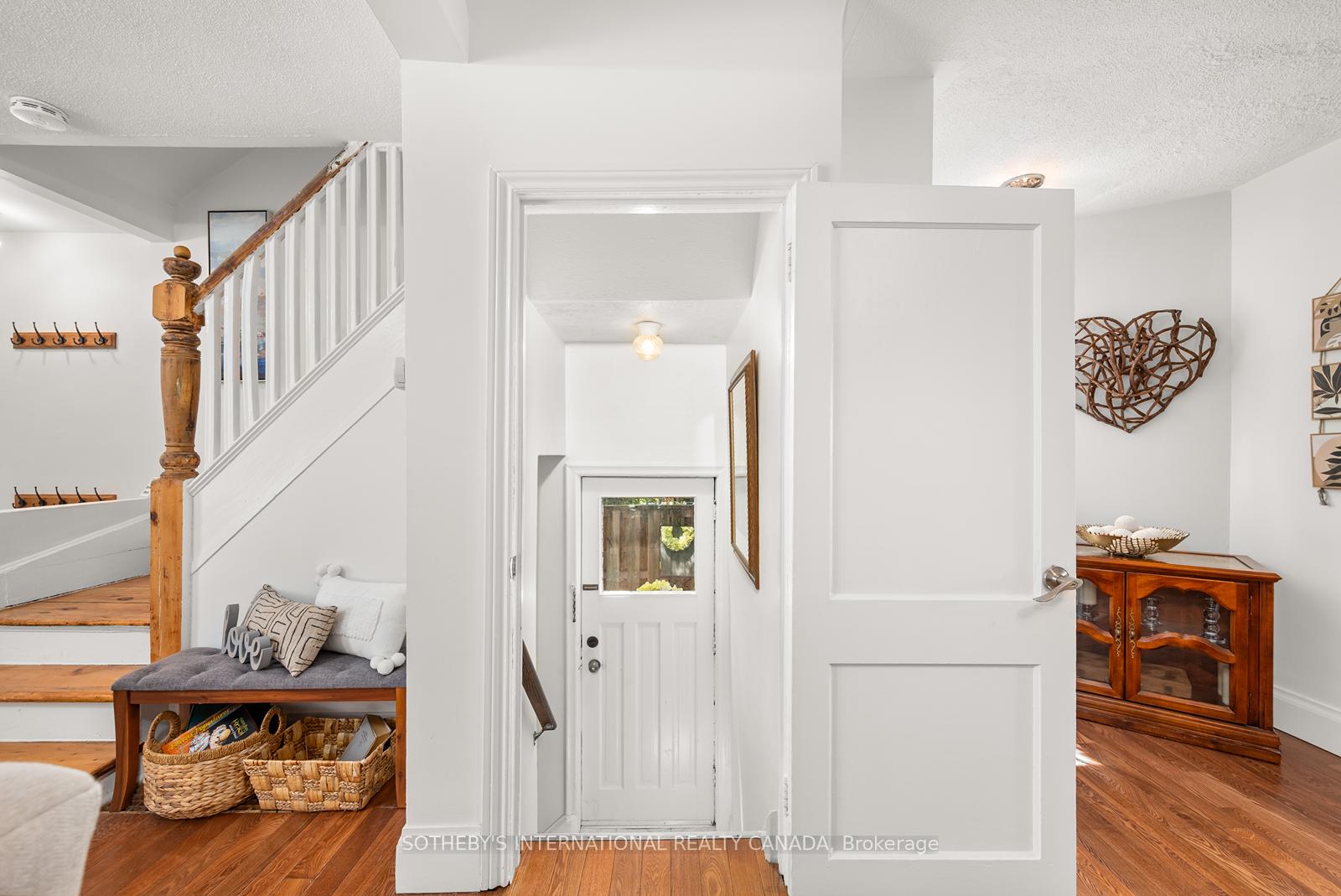 2 Winston Avenue