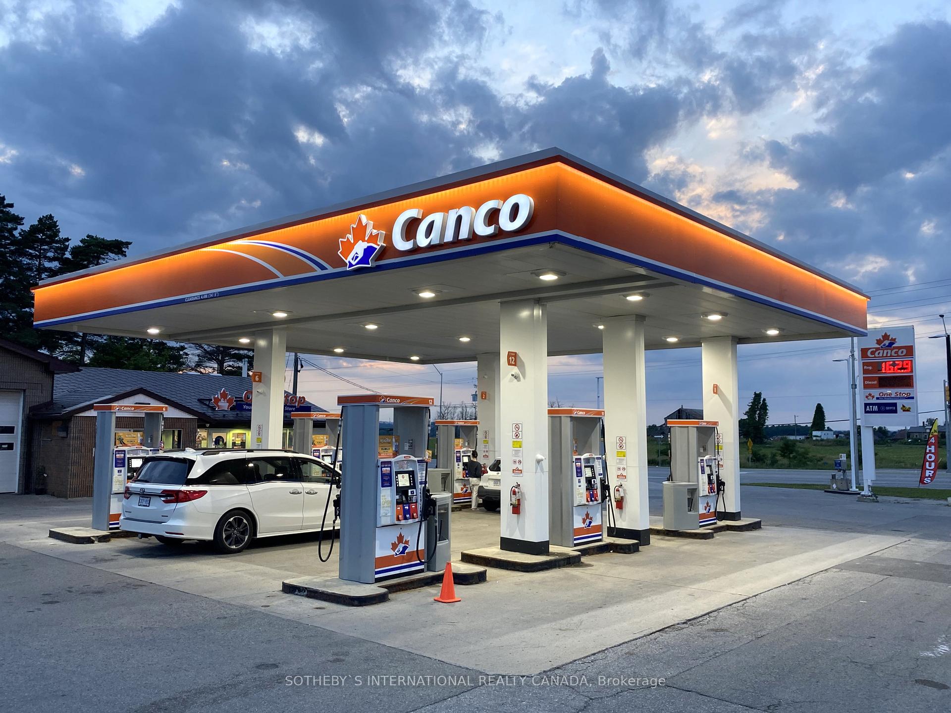 7352/73 Yonge Street