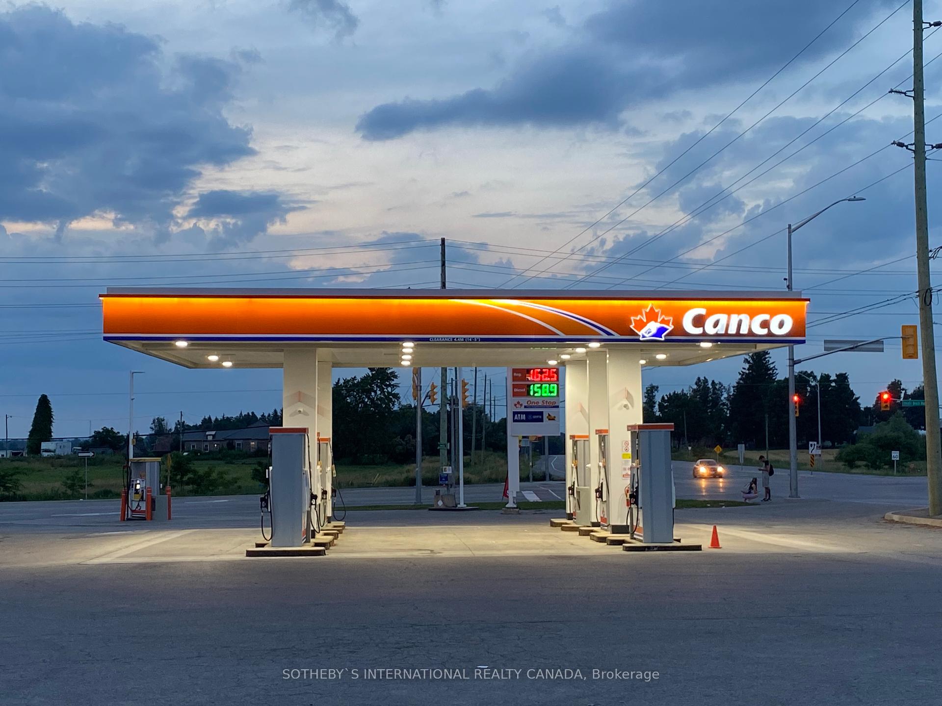 7352/73 Yonge Street