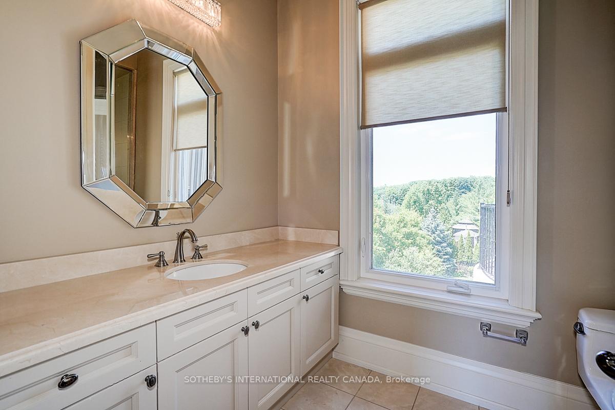 71 Grandvista Crescent