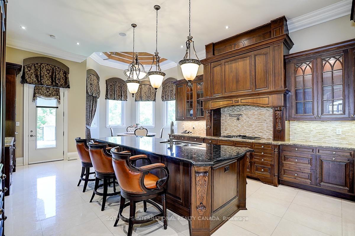 71 Grandvista Crescent