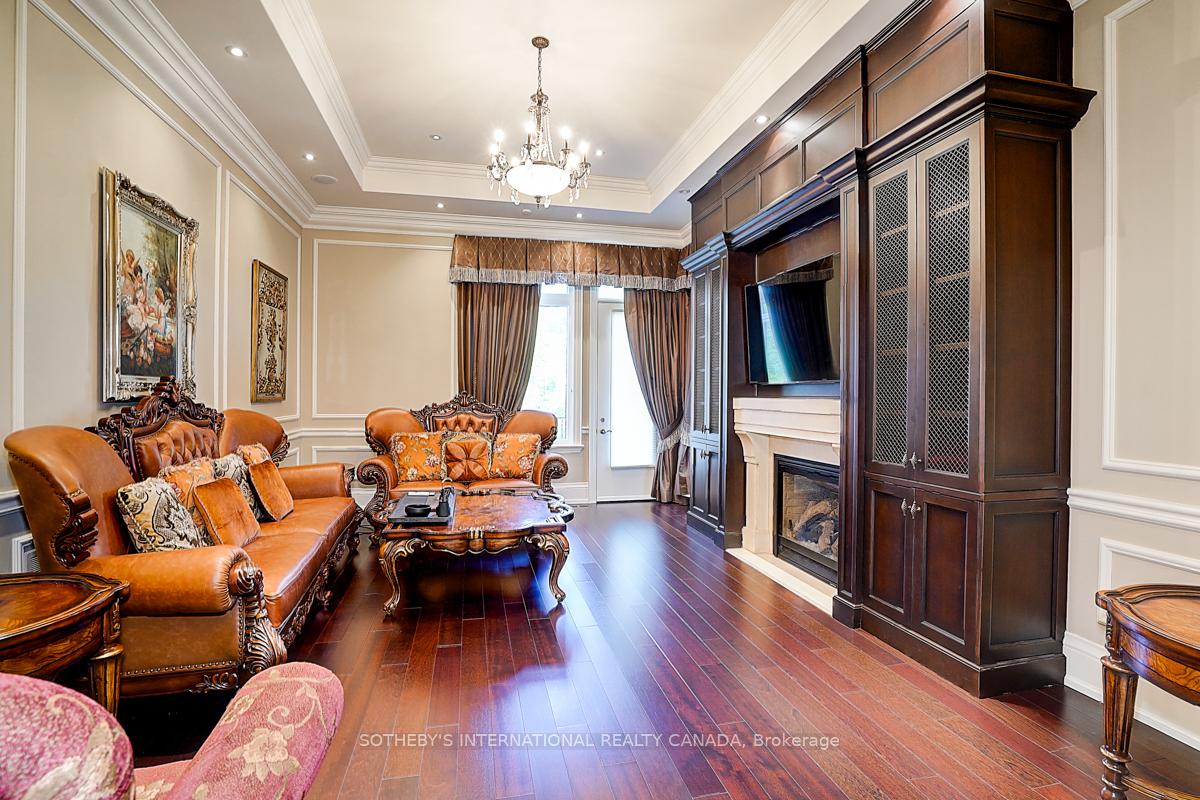 71 Grandvista Crescent