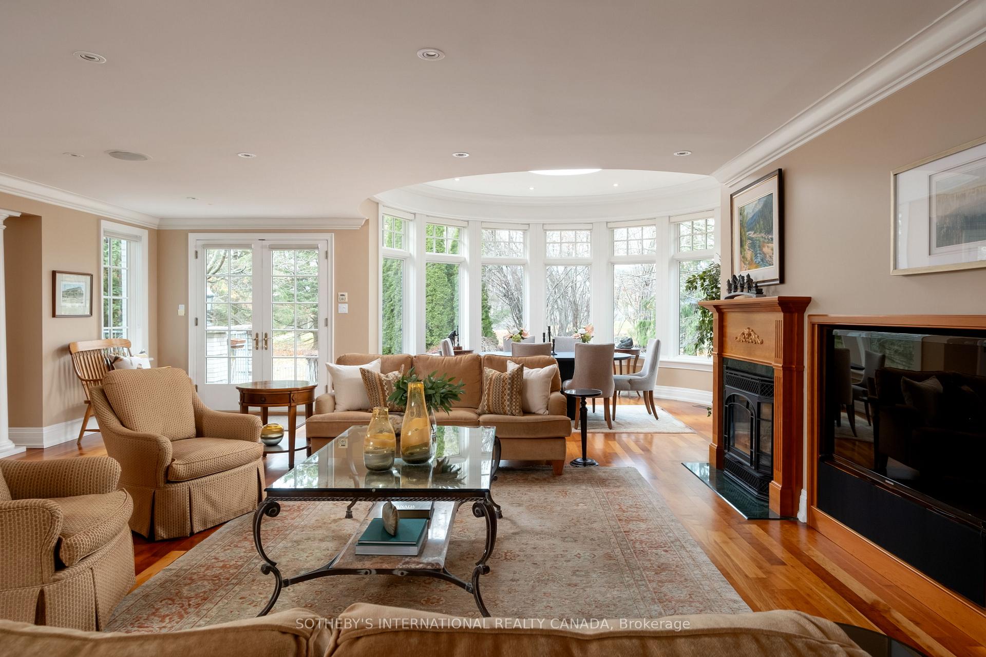 91 Fairway Heights Drive