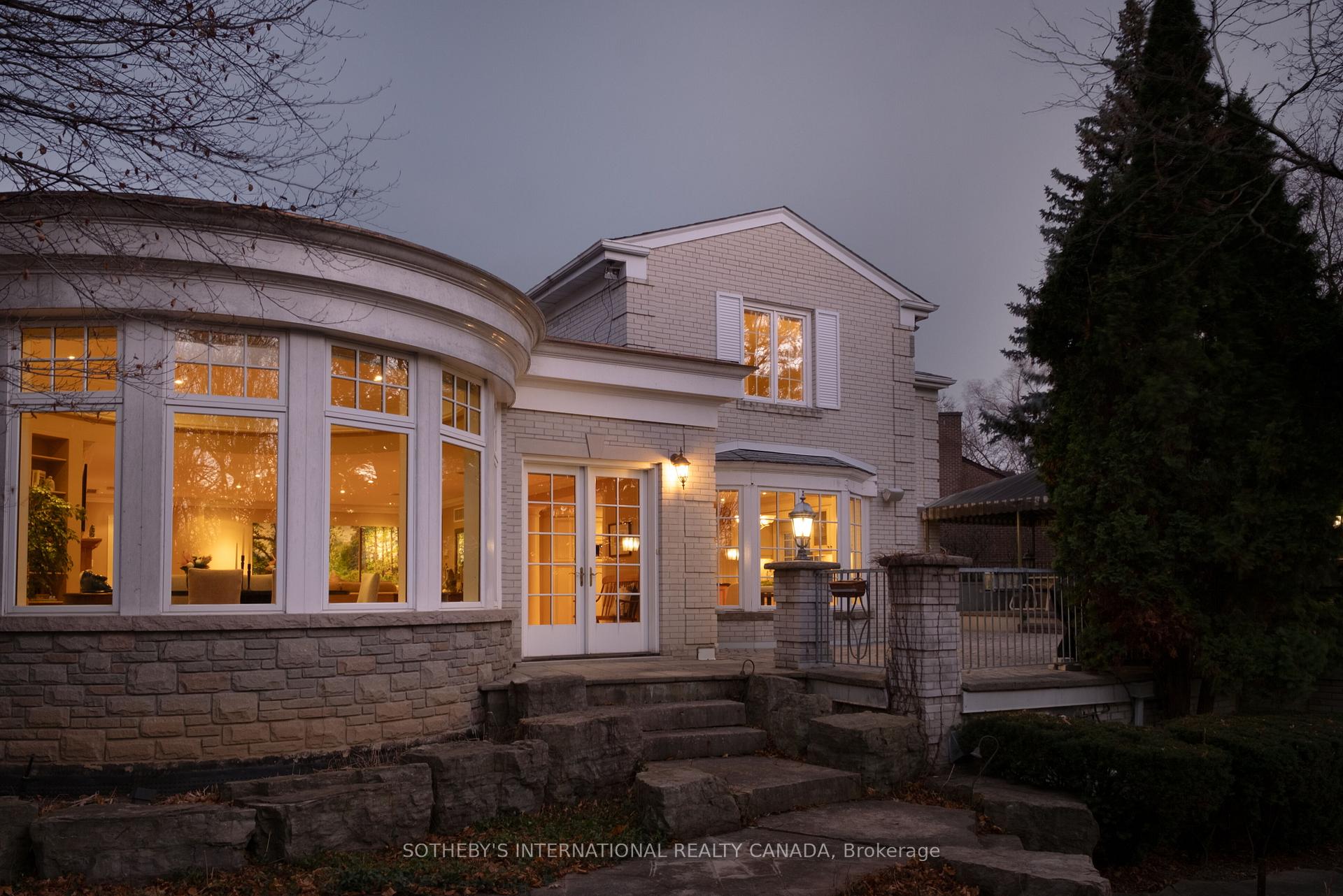 91 Fairway Heights Drive