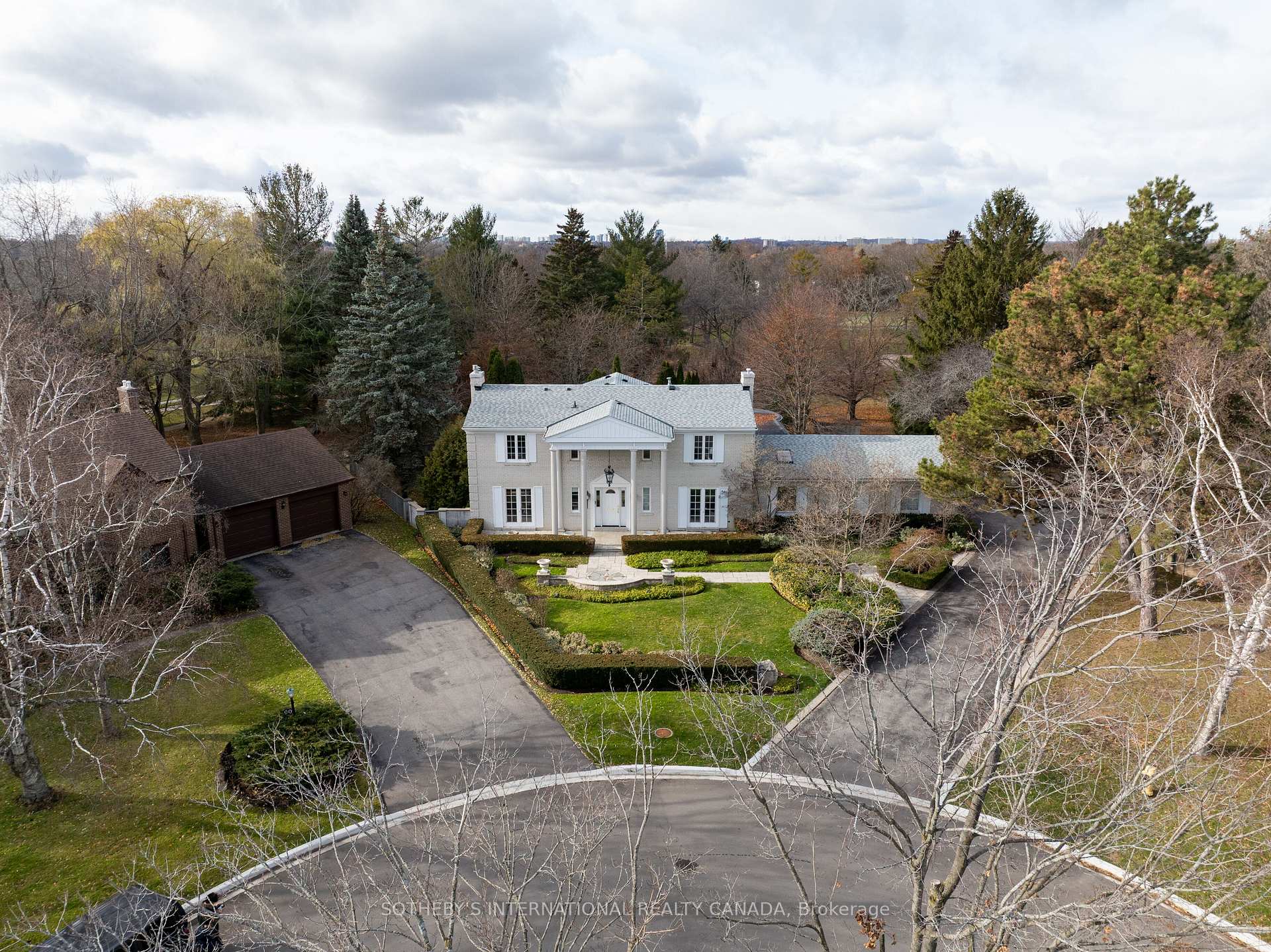 91 Fairway Heights Drive