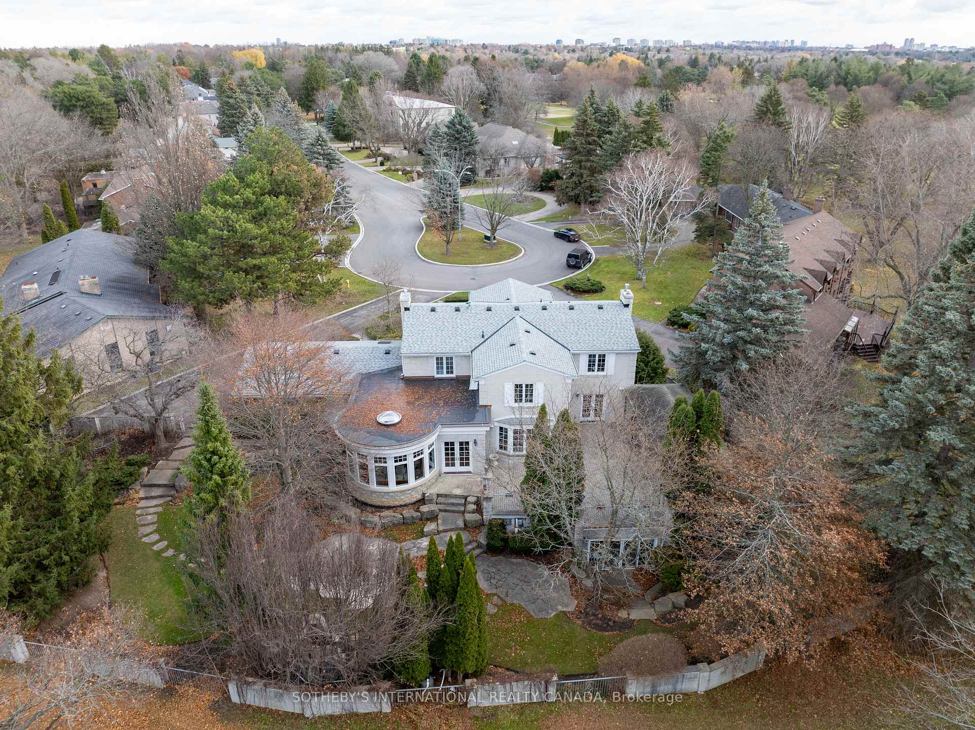 91 Fairway Heights Drive