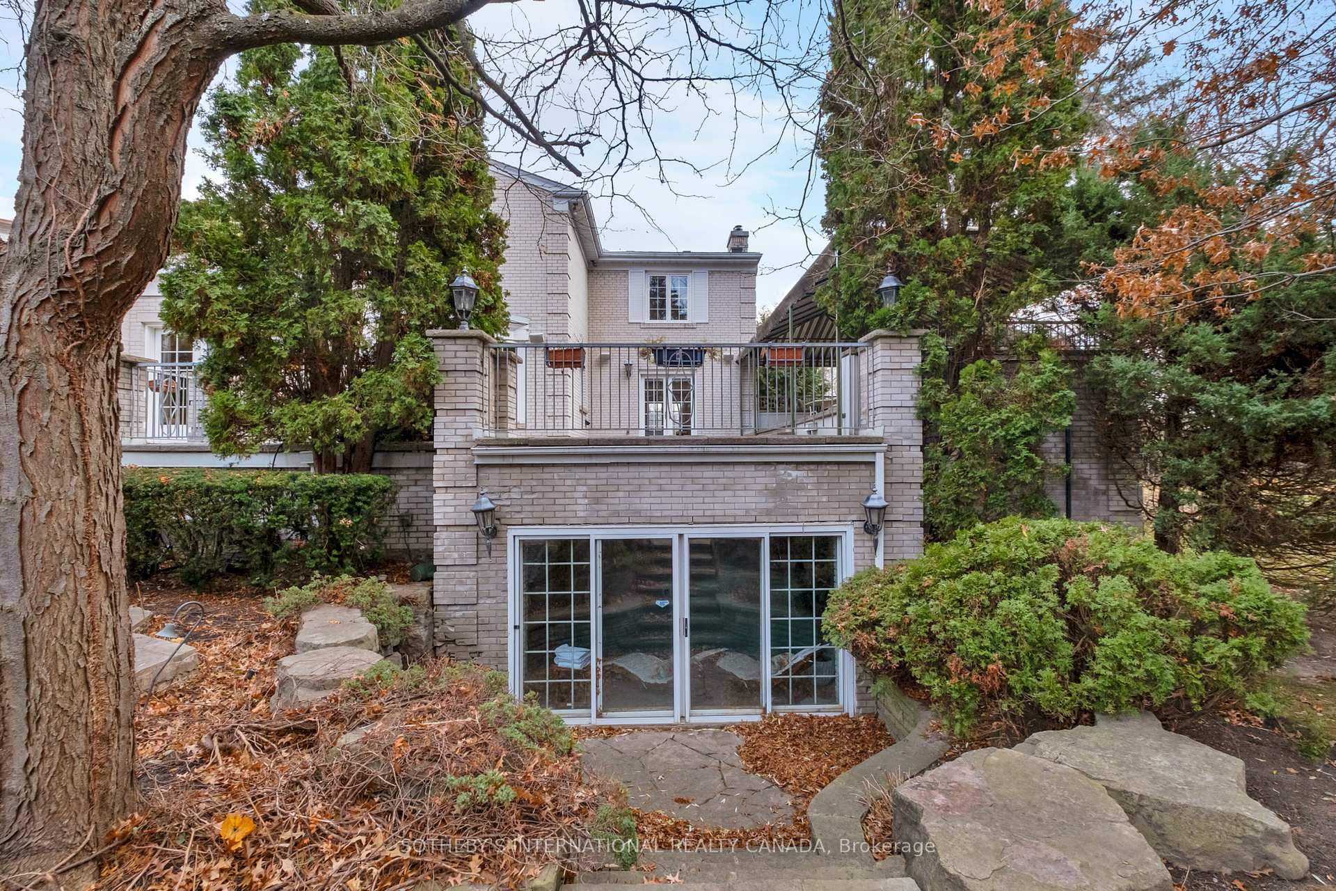 91 Fairway Heights Drive