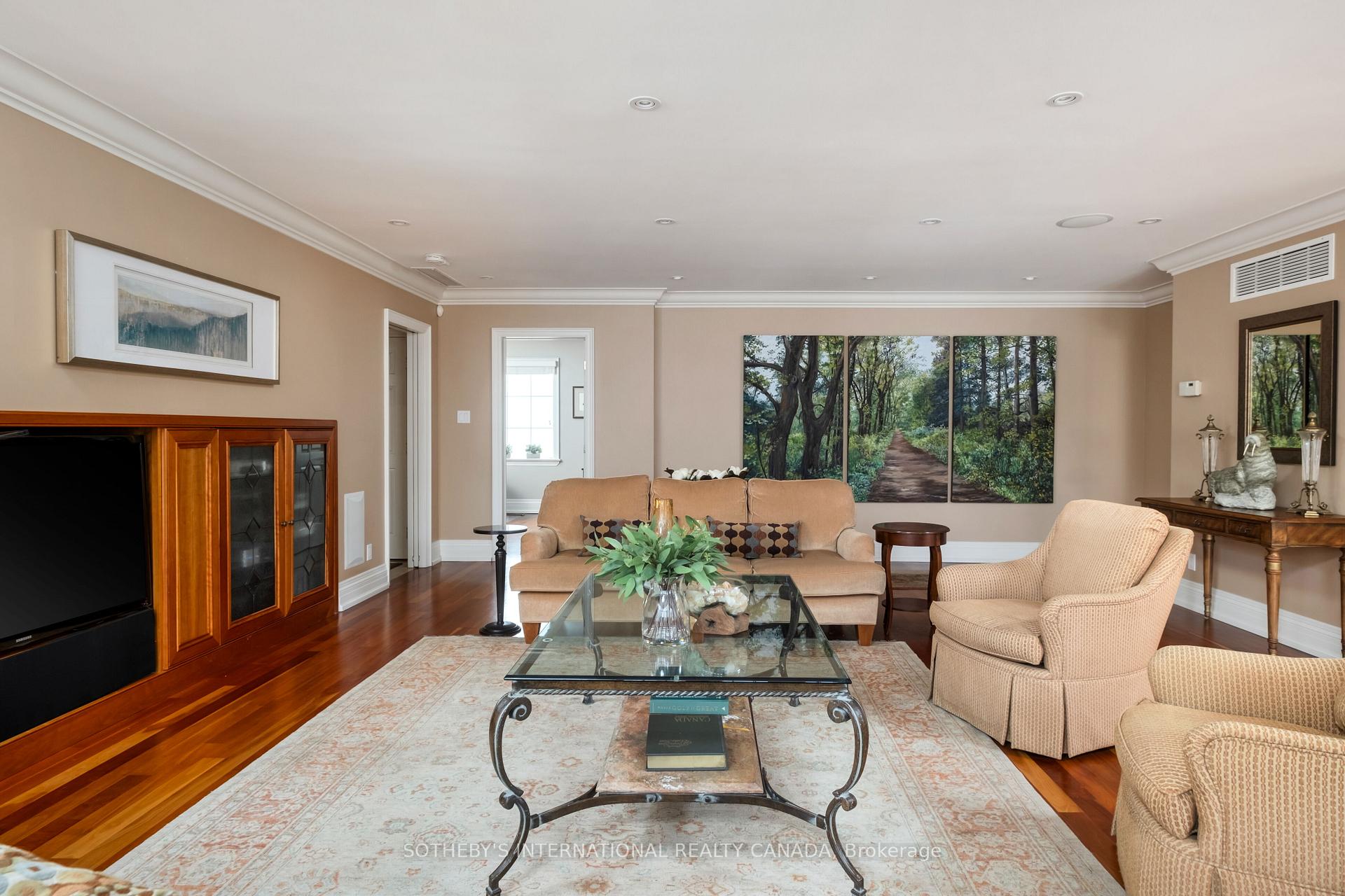 91 Fairway Heights Drive