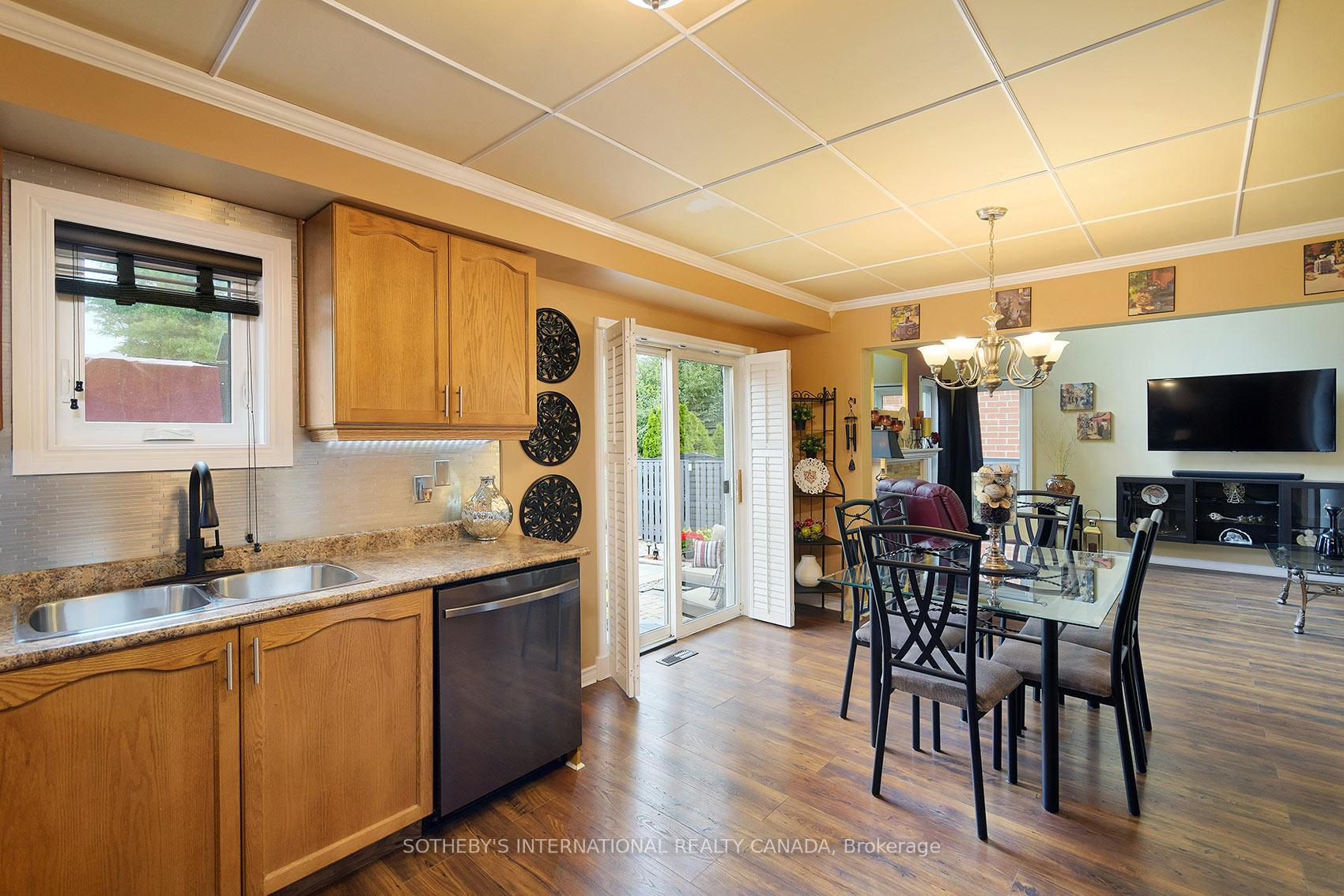52 Monteith Crescent