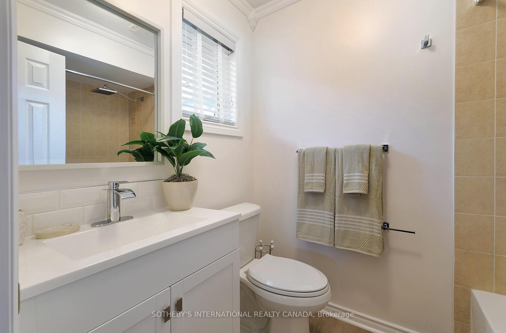 52 Monteith Crescent
