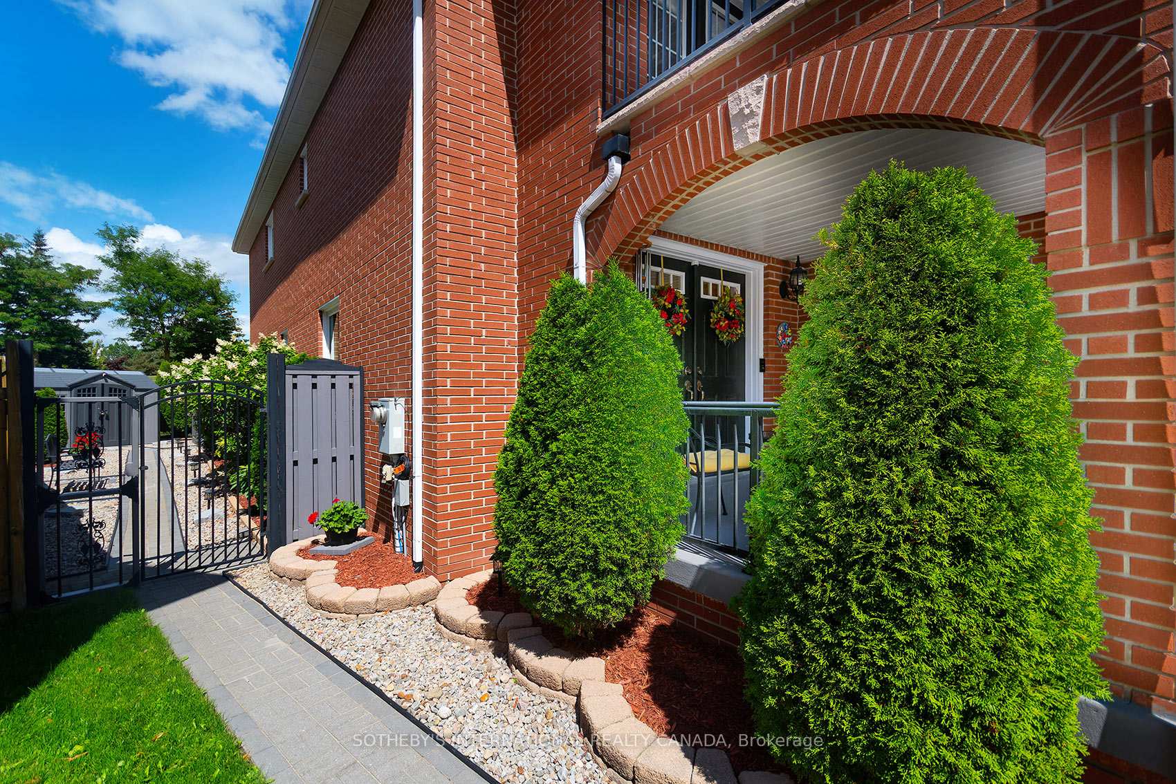 52 Monteith Crescent