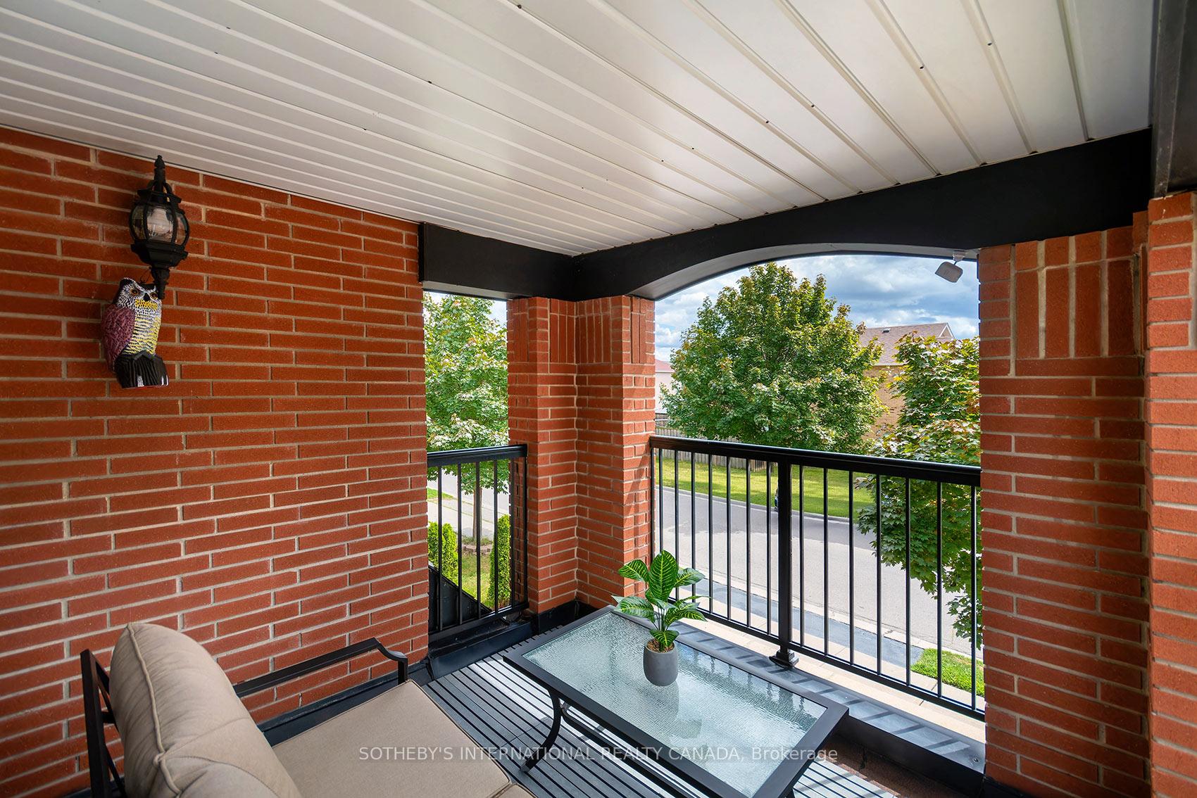 52 Monteith Crescent