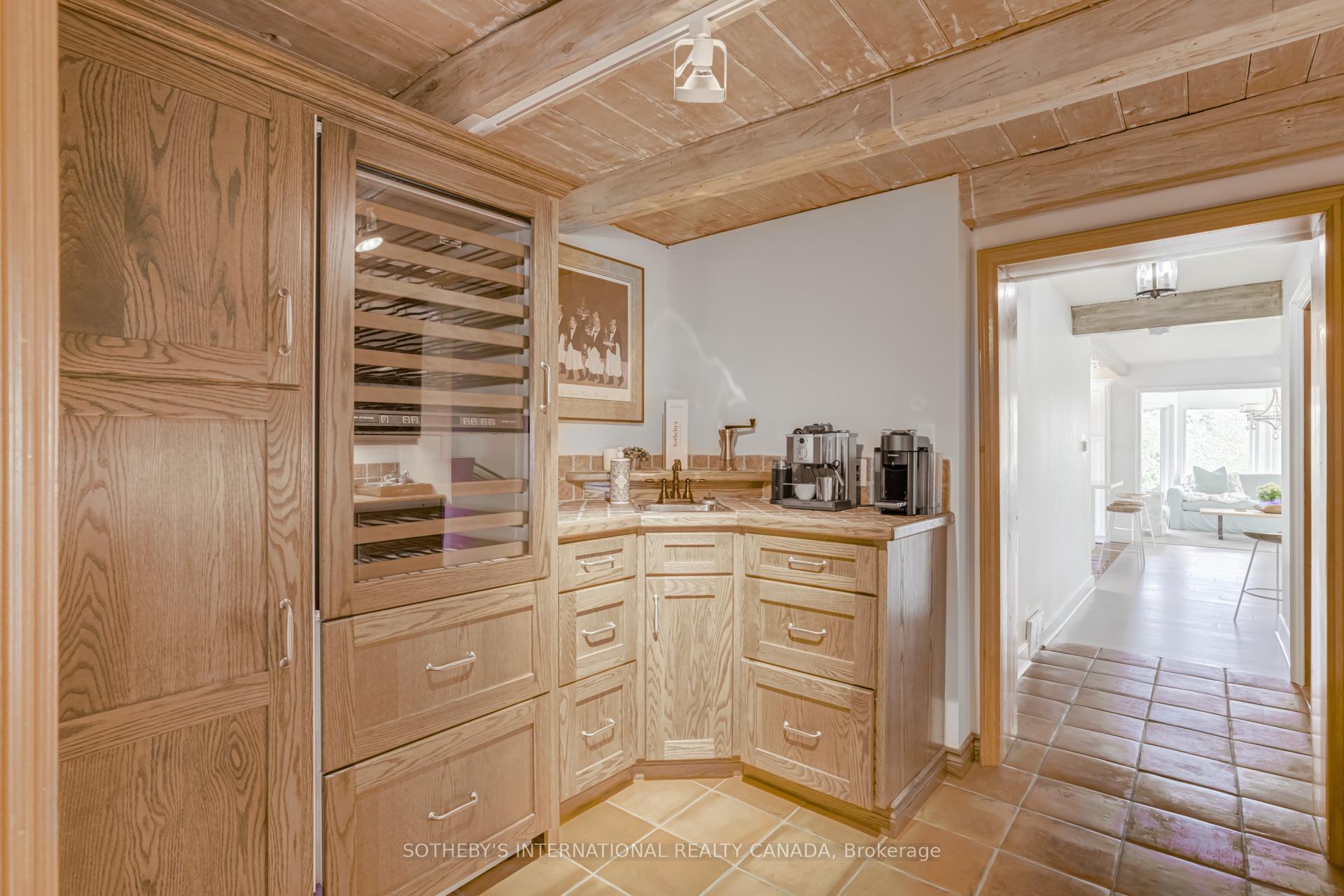 995611 Mono-Adjala Townline