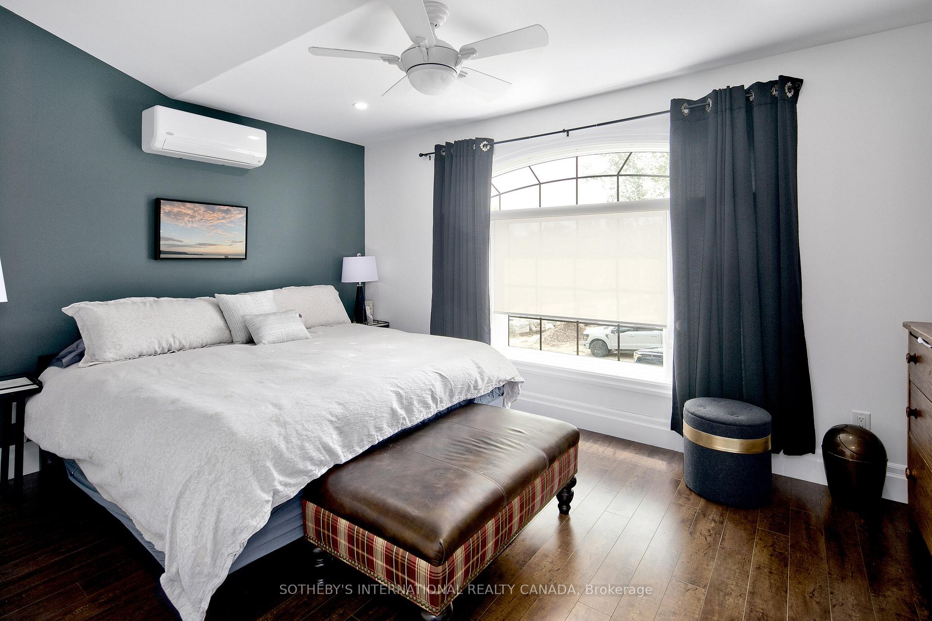 156 Bartlett Boulevard