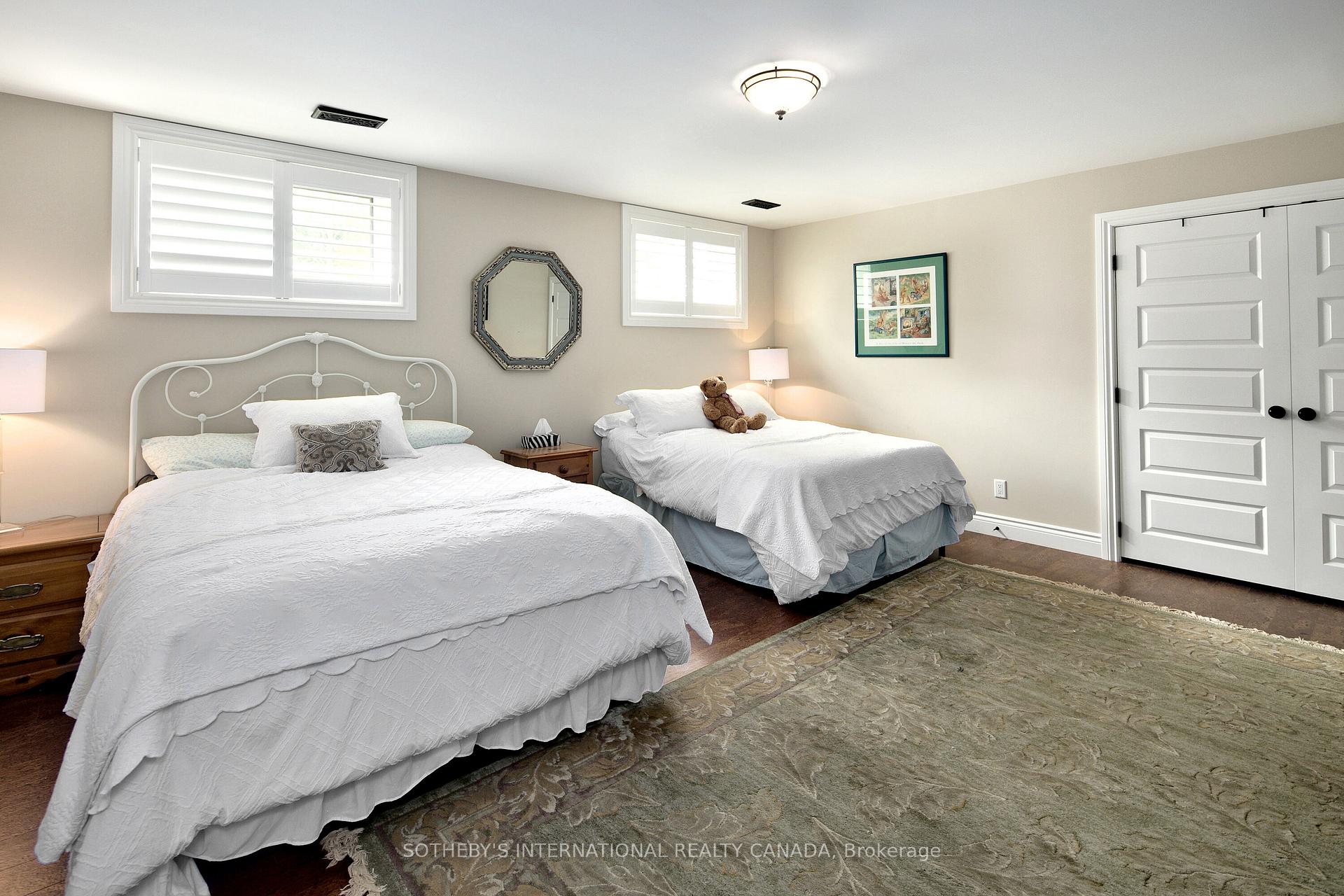 156 Bartlett Boulevard