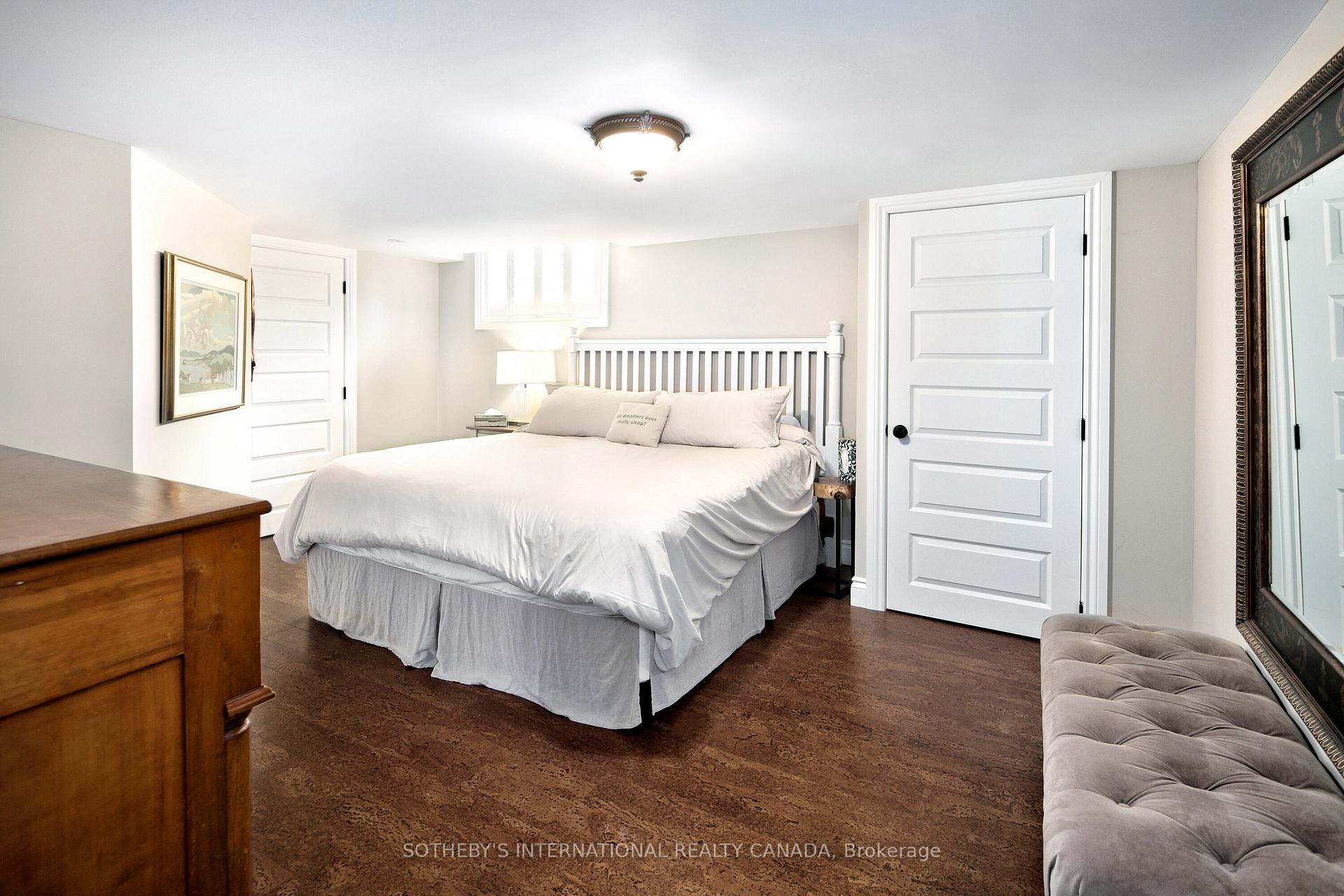 156 Bartlett Boulevard