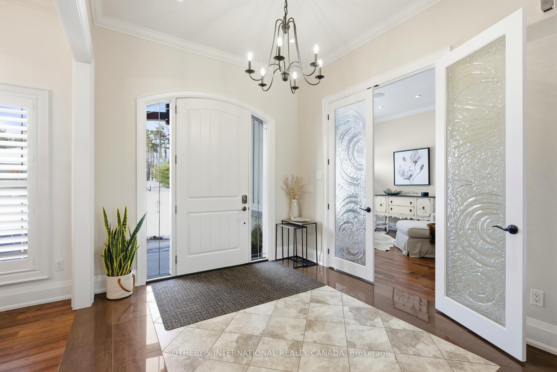 7 Ridgewood Court