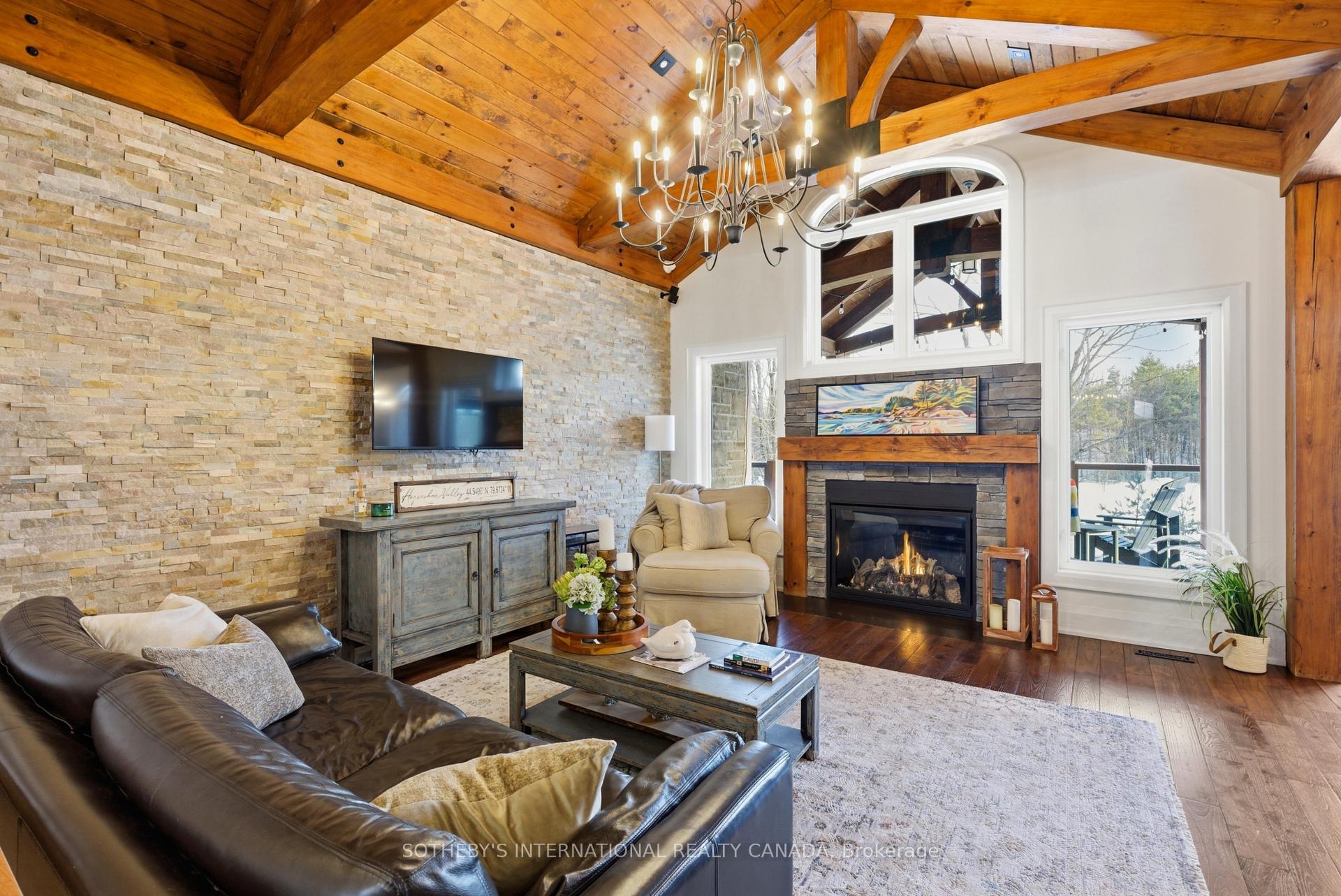 7 Ridgewood Court