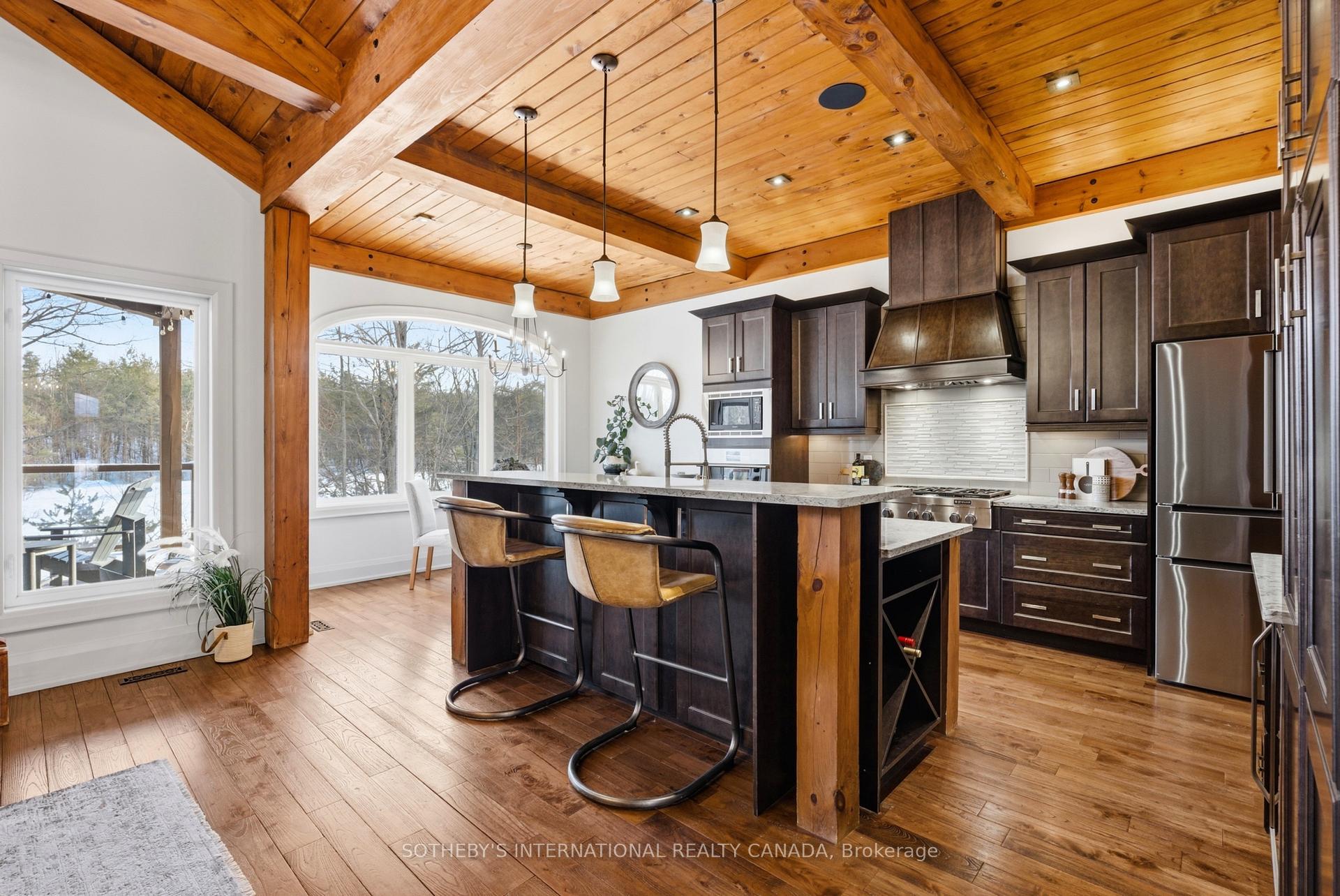 7 Ridgewood Court