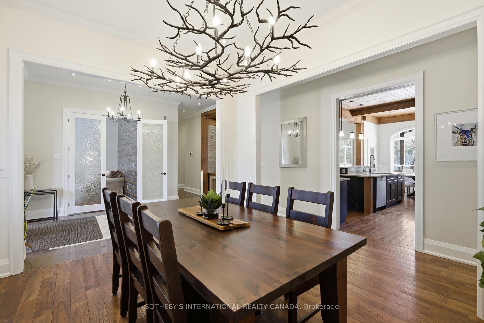 7 Ridgewood Court