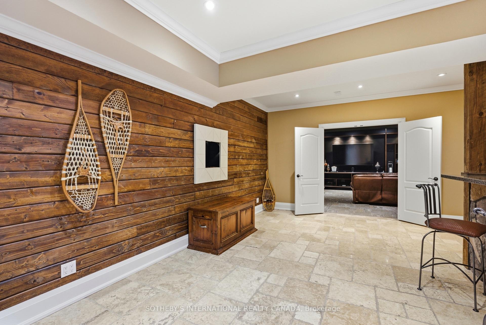 7 Ridgewood Court