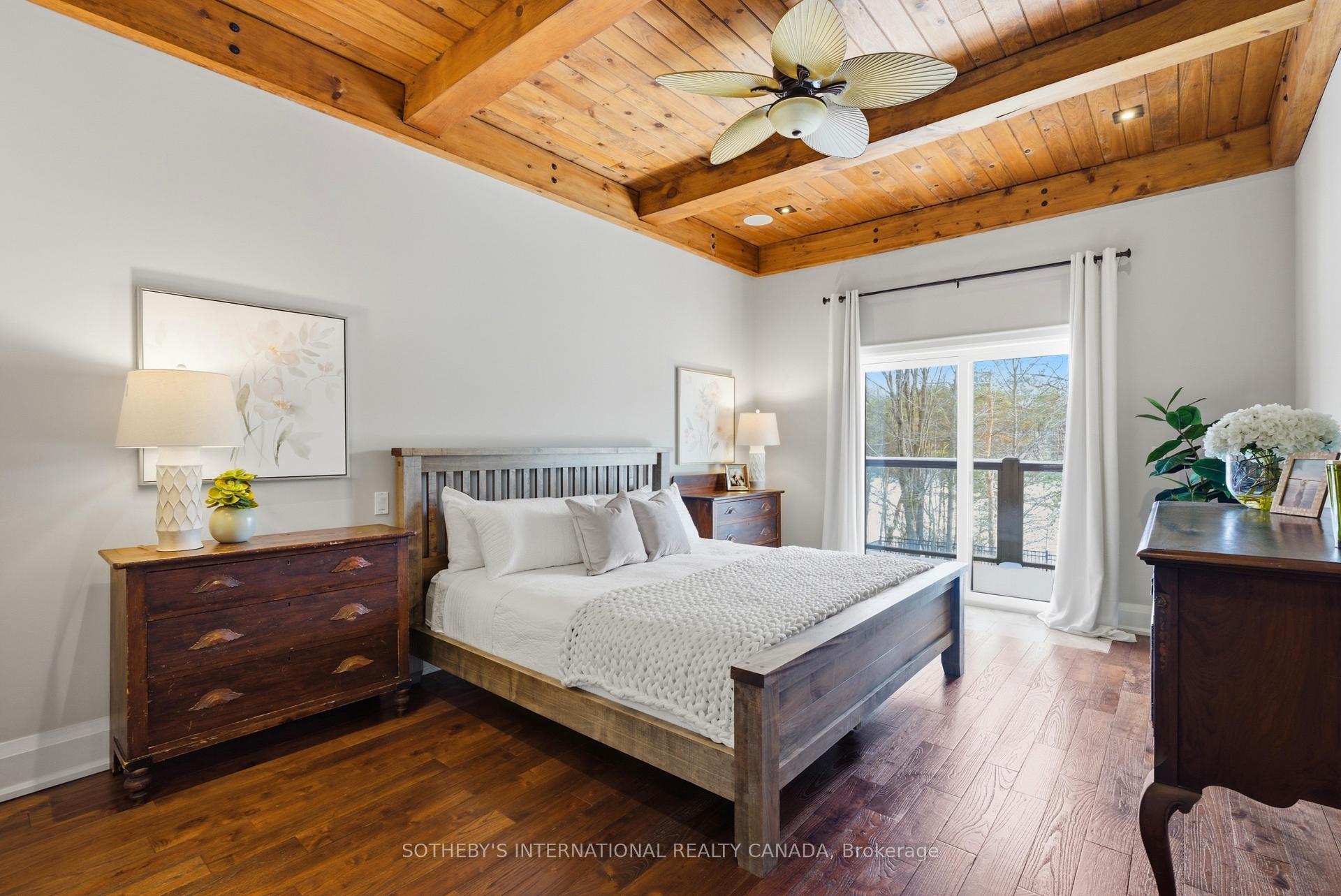 7 Ridgewood Court