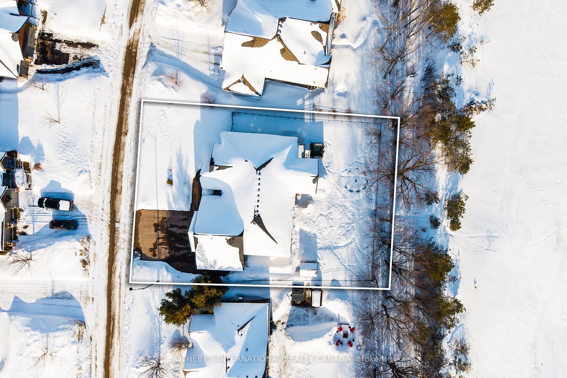 7 Ridgewood Court
