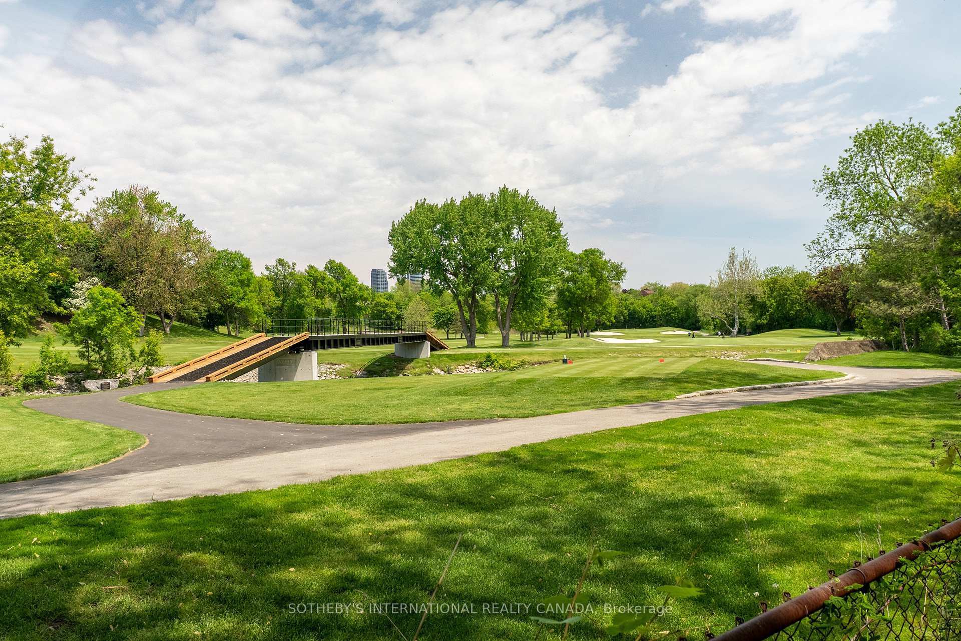 3073 Southcreek Road