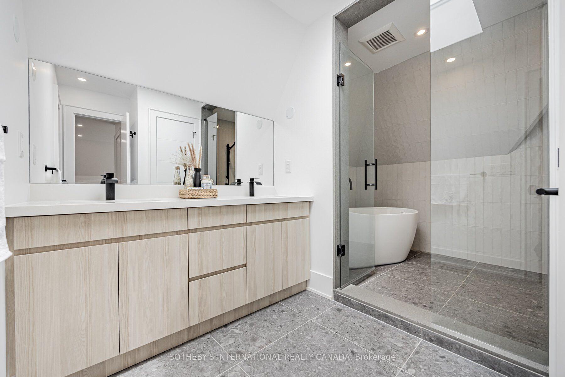 6 Twenty Fifth Street