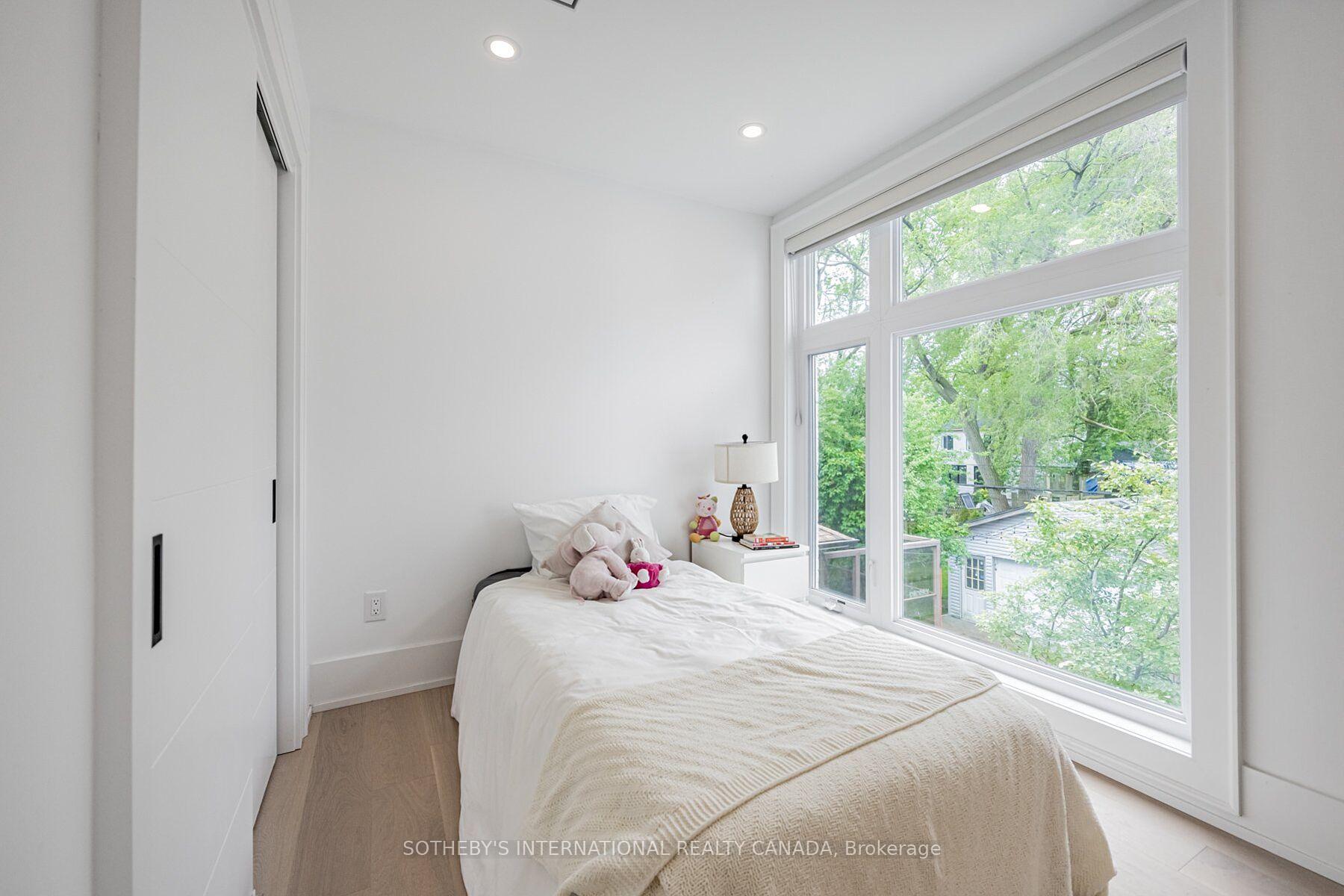 6 Twenty Fifth Street