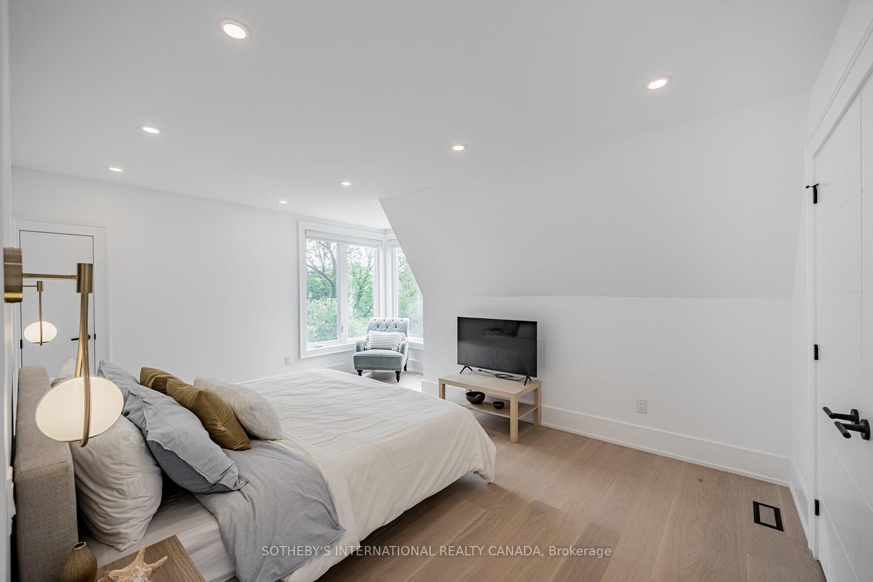 6 Twenty Fifth Street