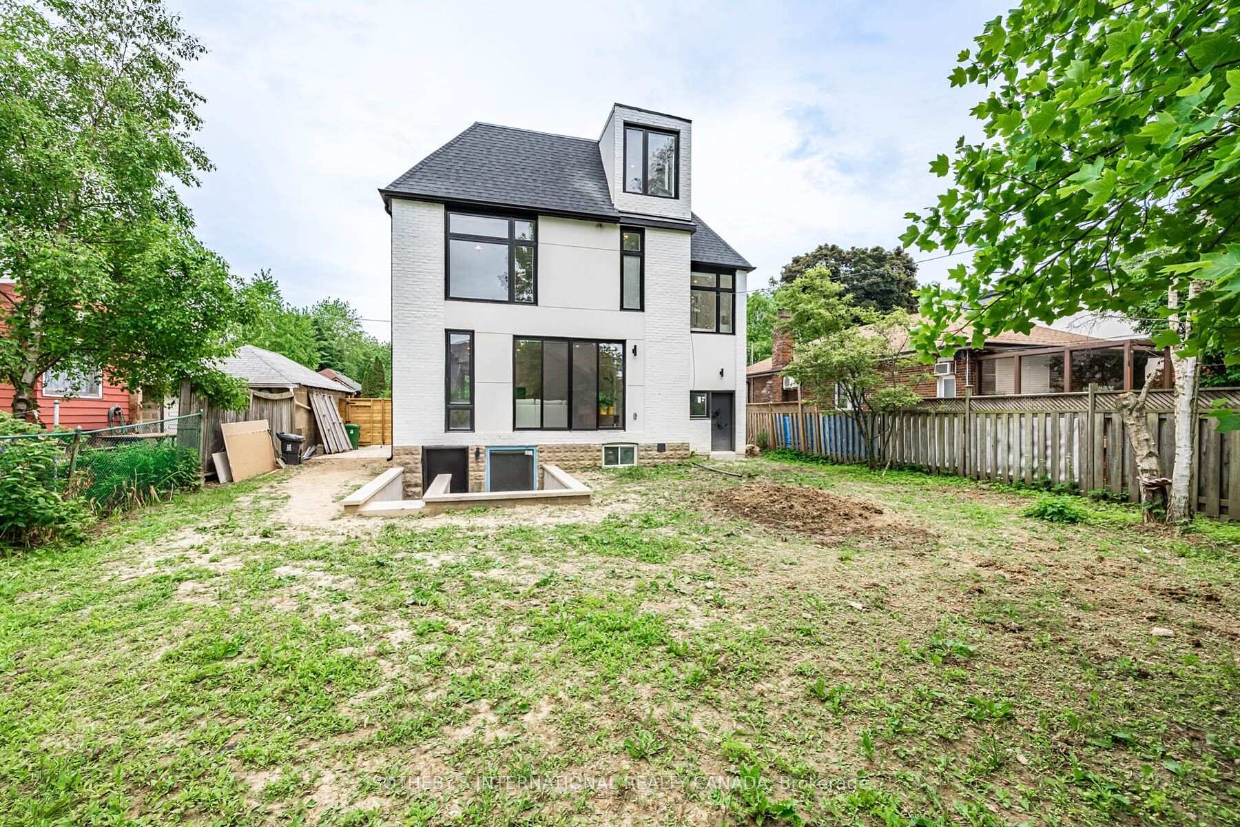 6 Twenty Fifth Street