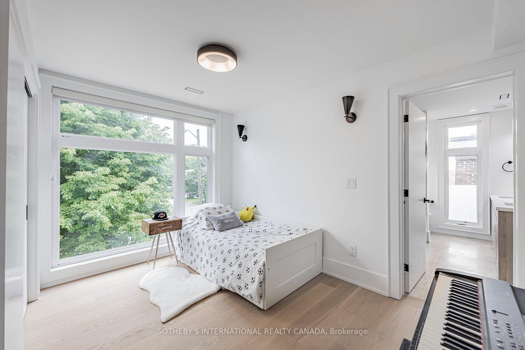 6 Twenty Fifth Street