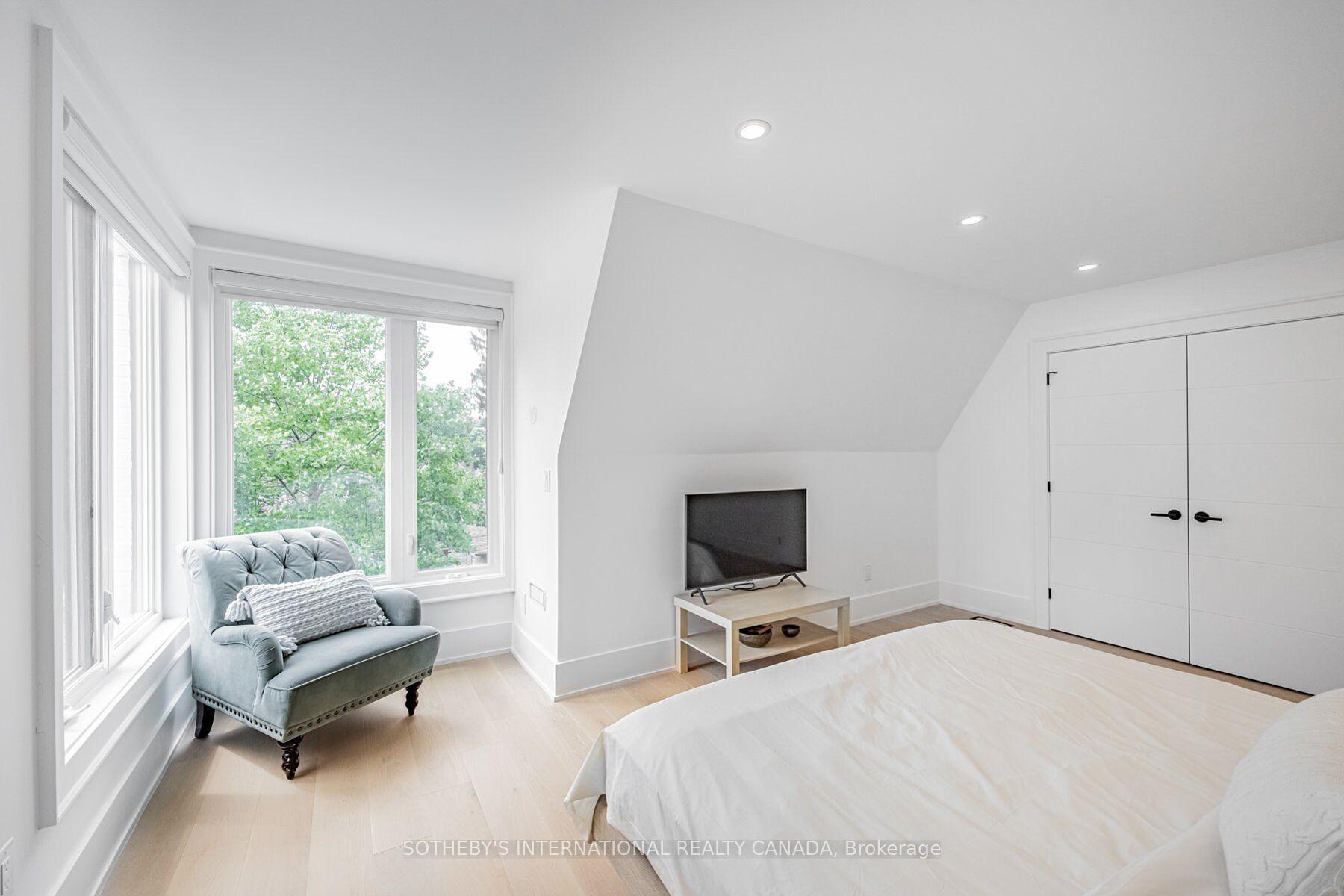 6 Twenty Fifth Street