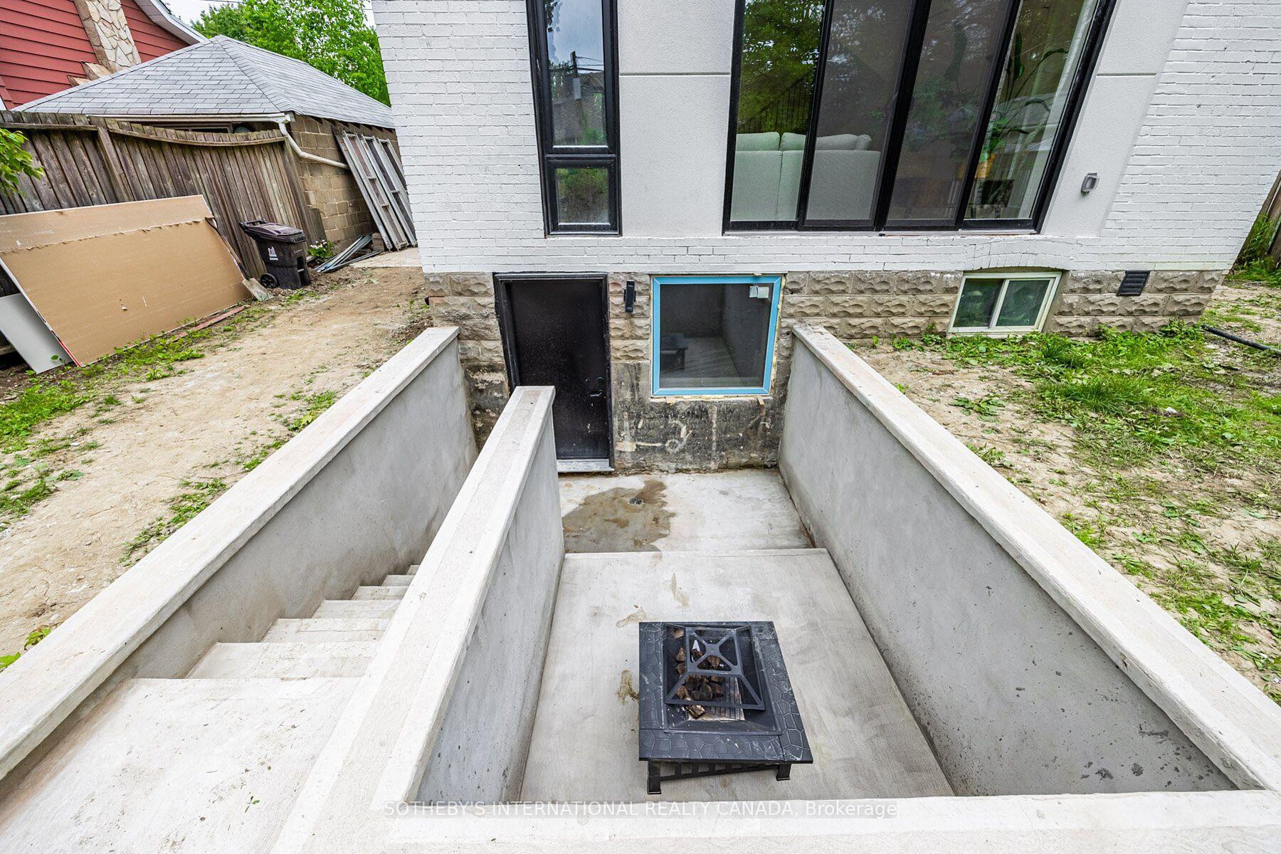 6 Twenty Fifth Street