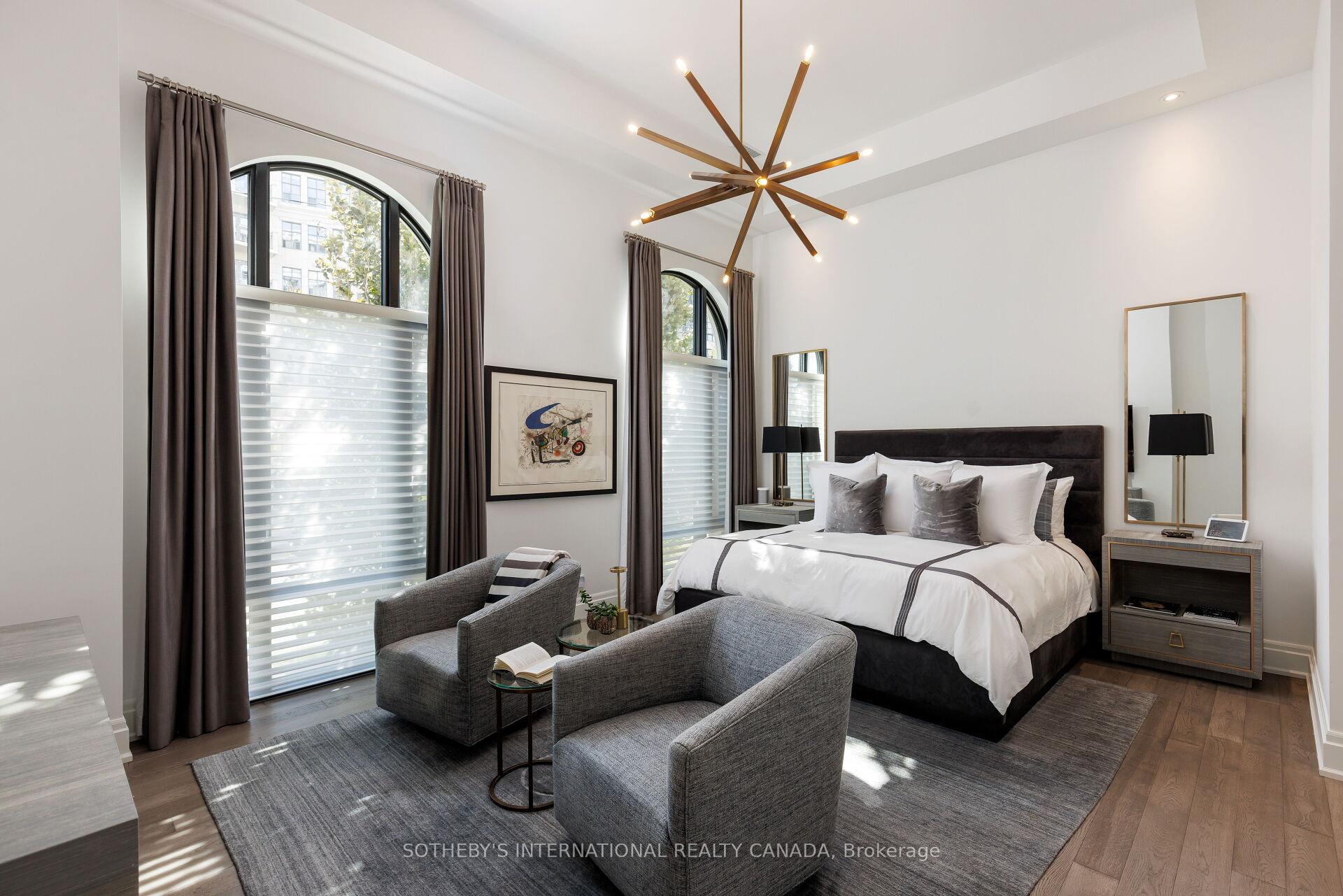 4 The Kingsway N/A TH 2