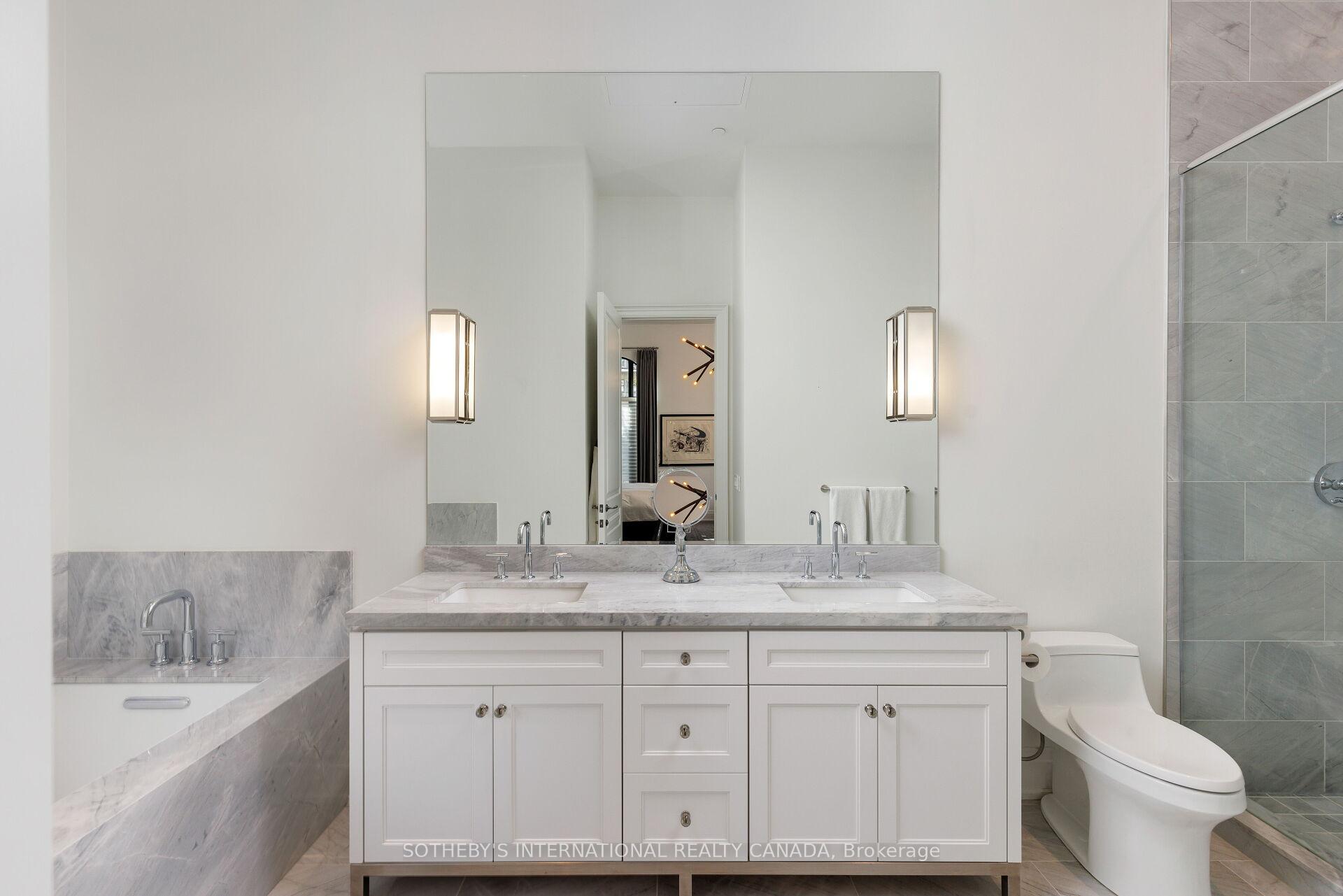 4 The Kingsway N/A TH 2