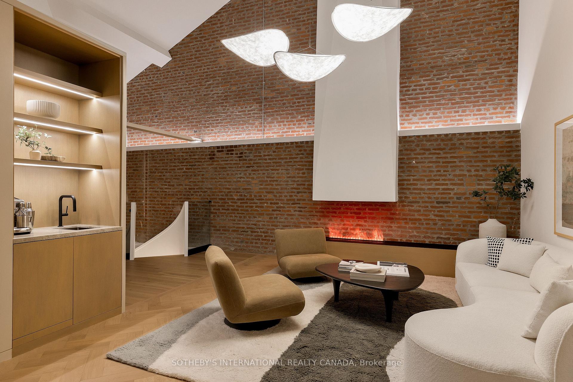 1100 Lansdowne Avenue 339