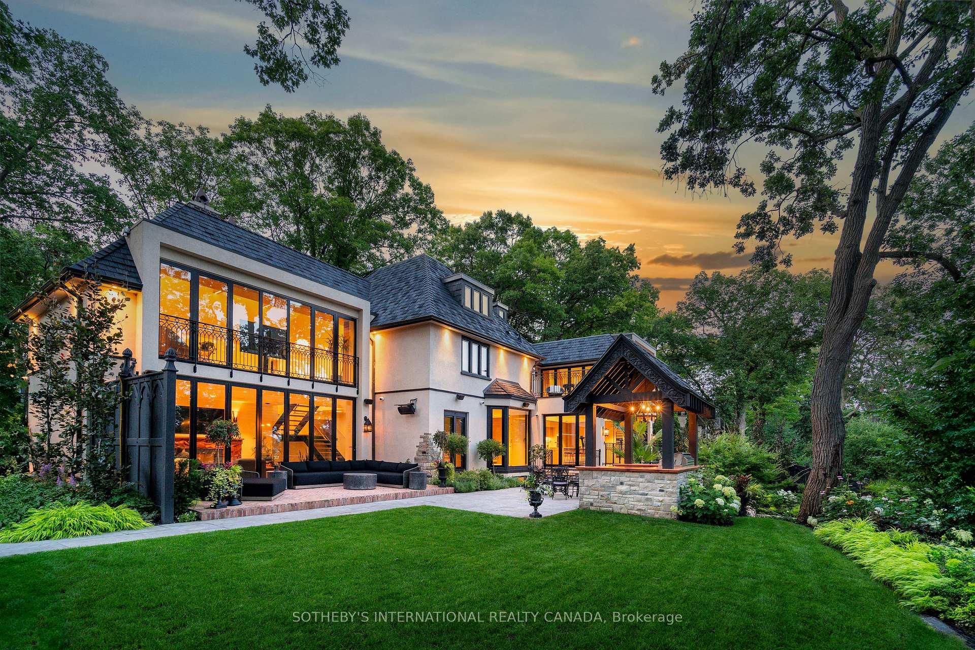 57 Baby Point Crescent