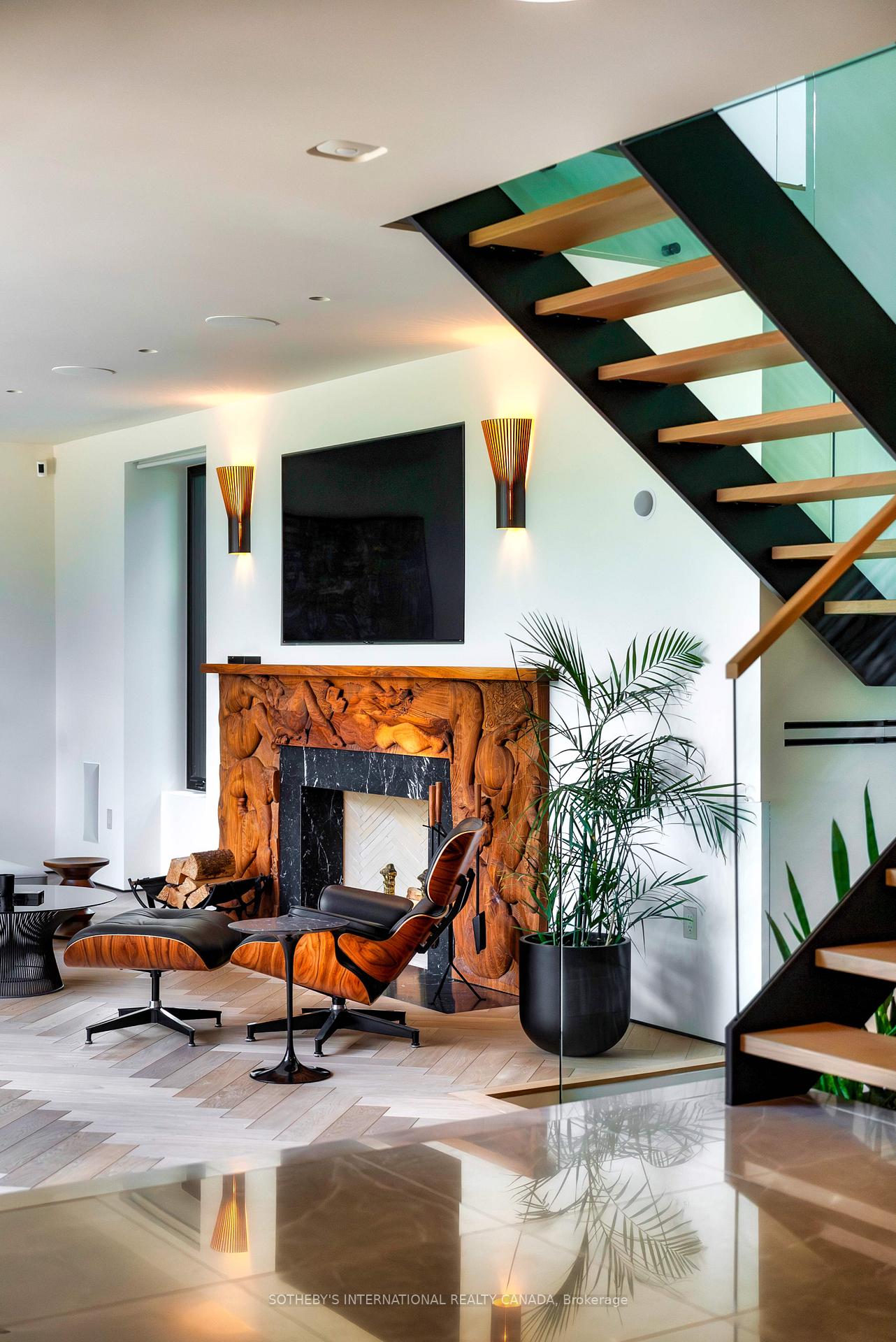 57 Baby Point Crescent