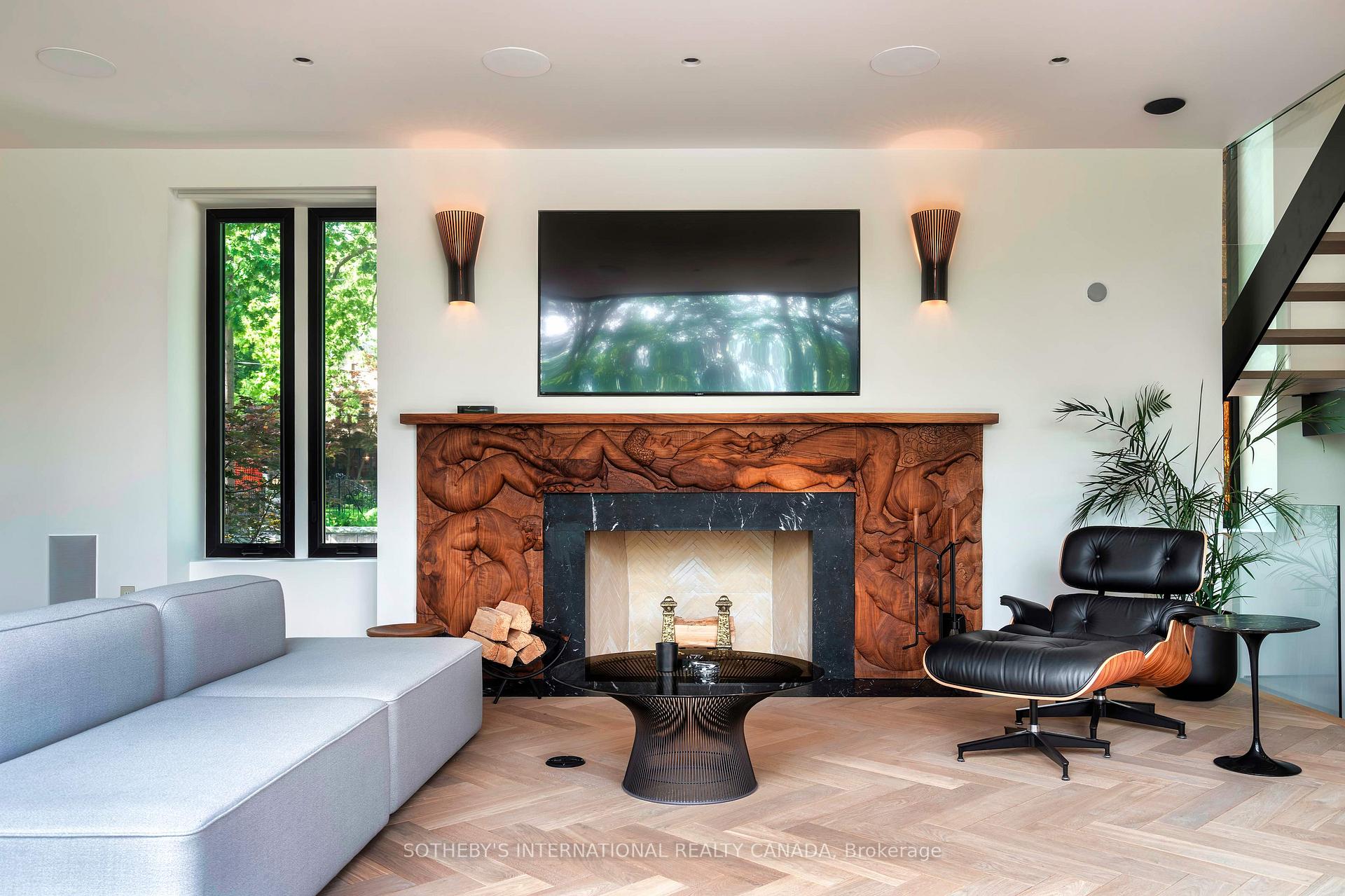 57 Baby Point Crescent